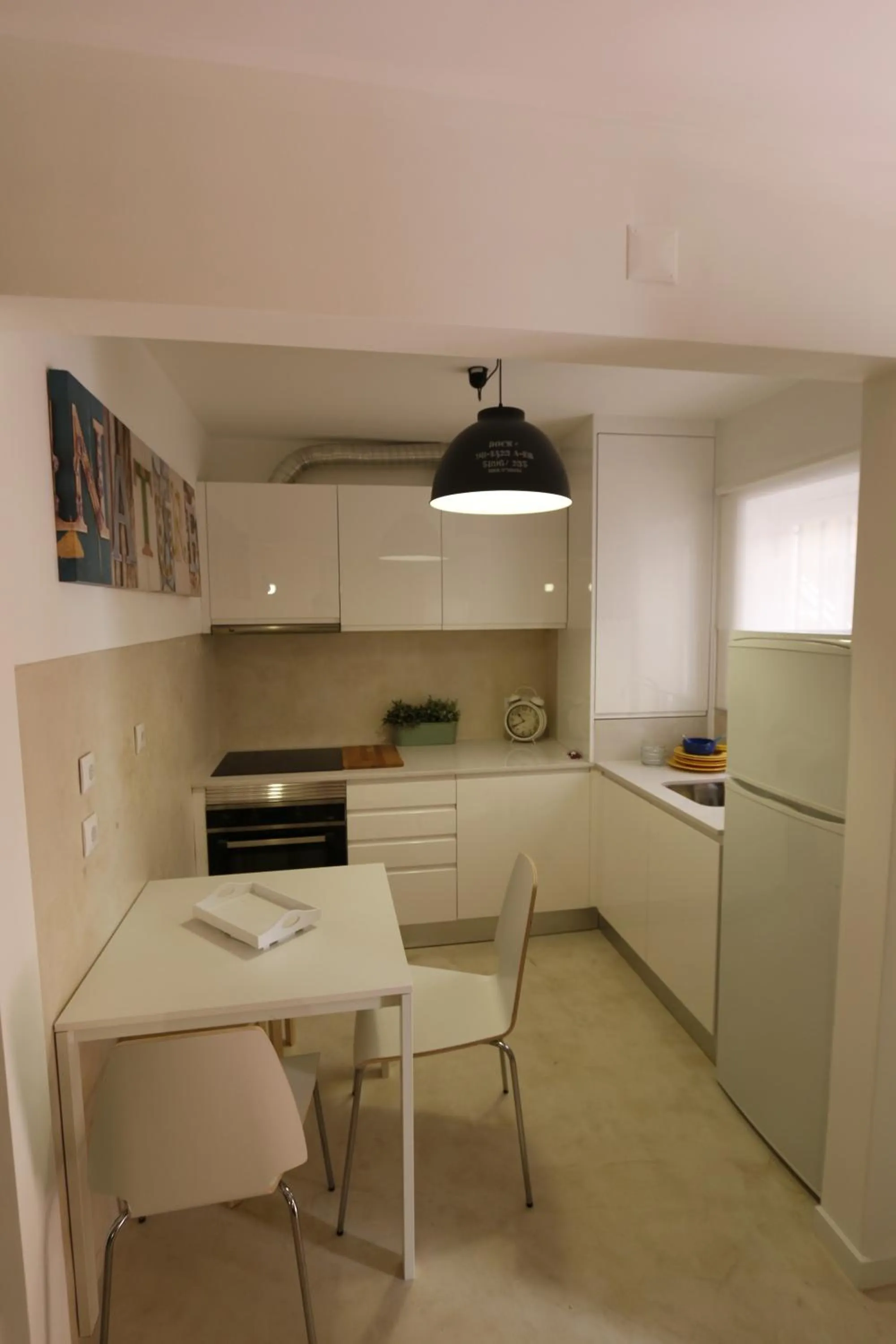 Kitchen or kitchenette in The Old Village, Prestige and Solar by Village 4U