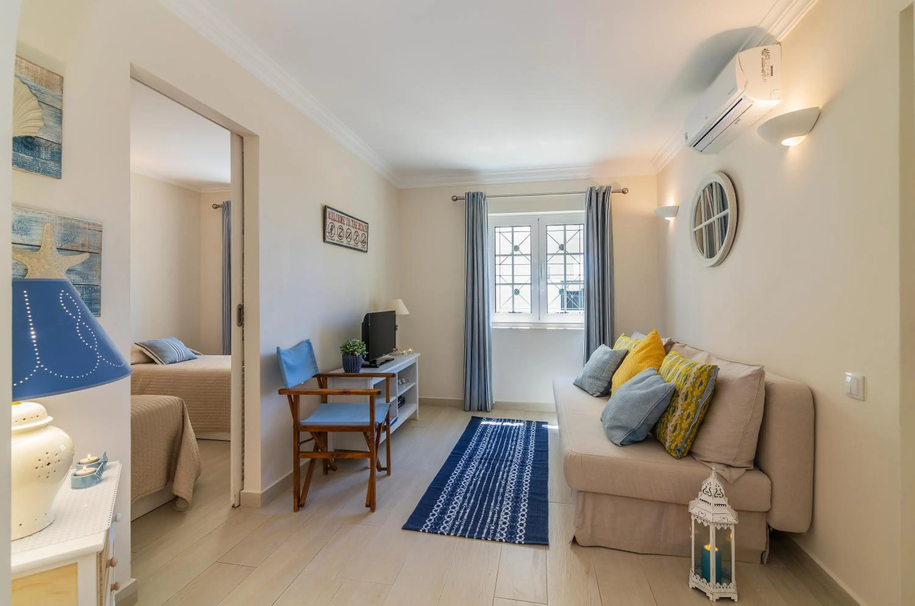 Living room in The Old Village, Prestige and Solar by Village 4U