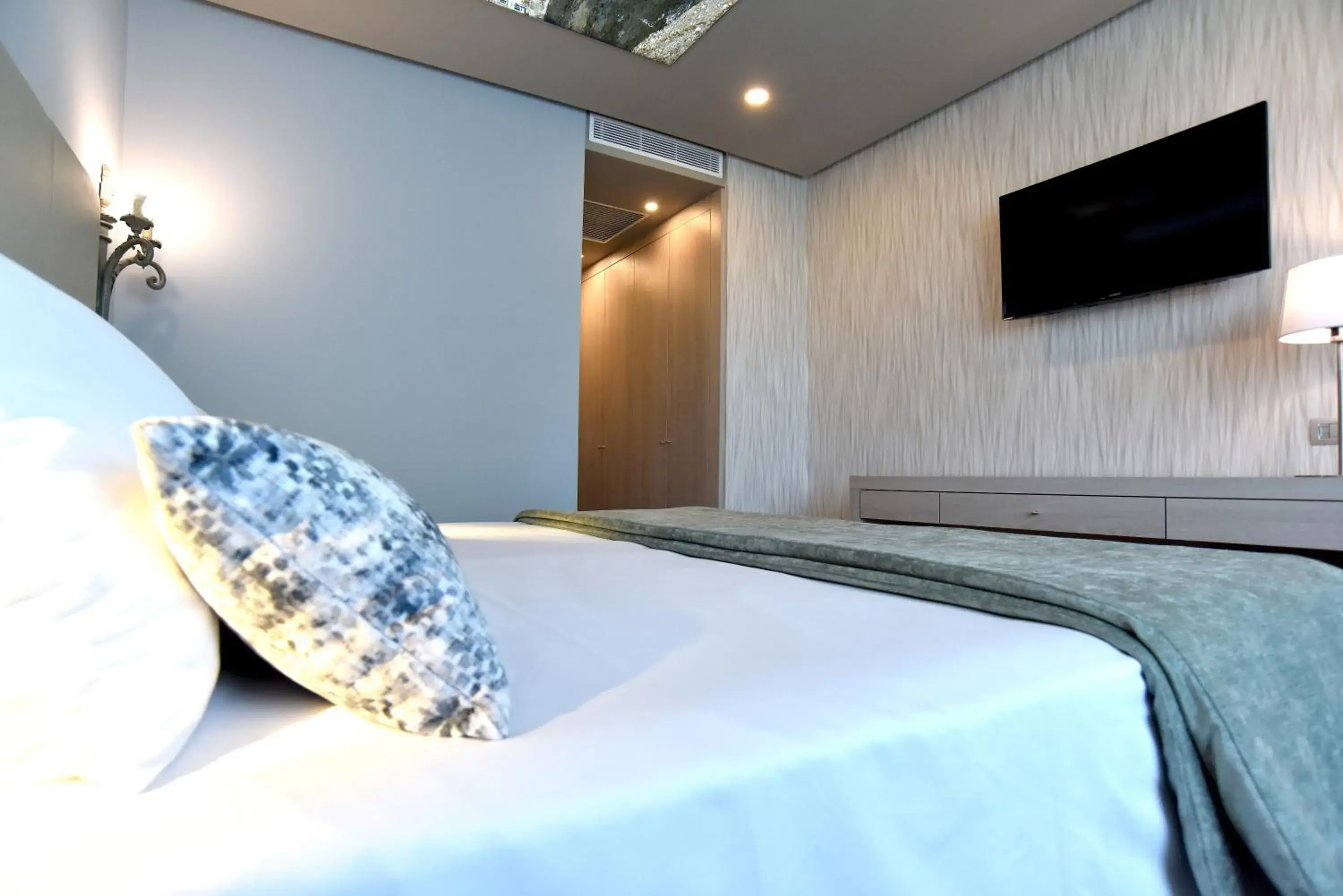 Bed in TC Hotel Doña Luisa Bed in TC Hotel Doña Luisa