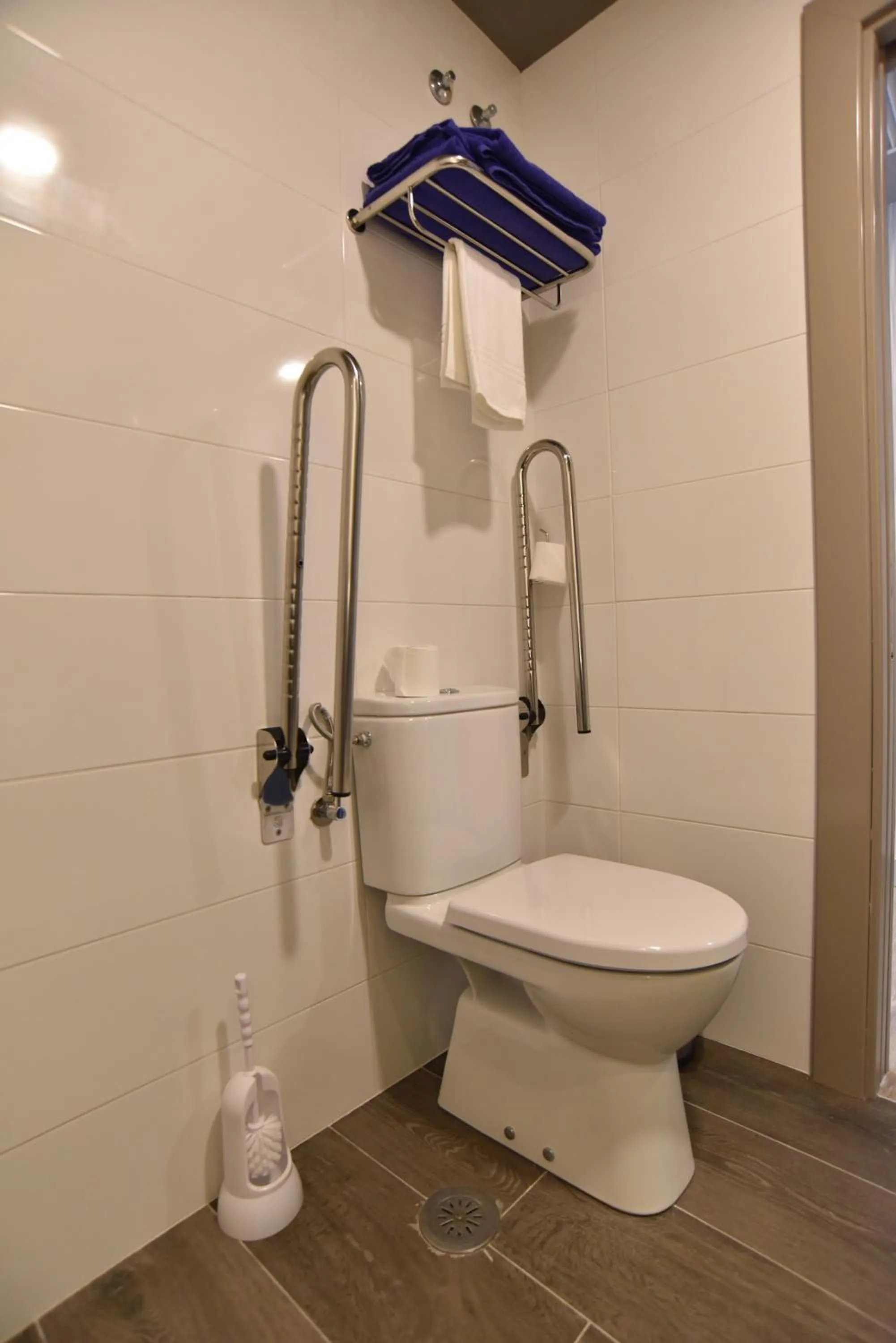 Bathroom in TC Hotel Doña Luisa