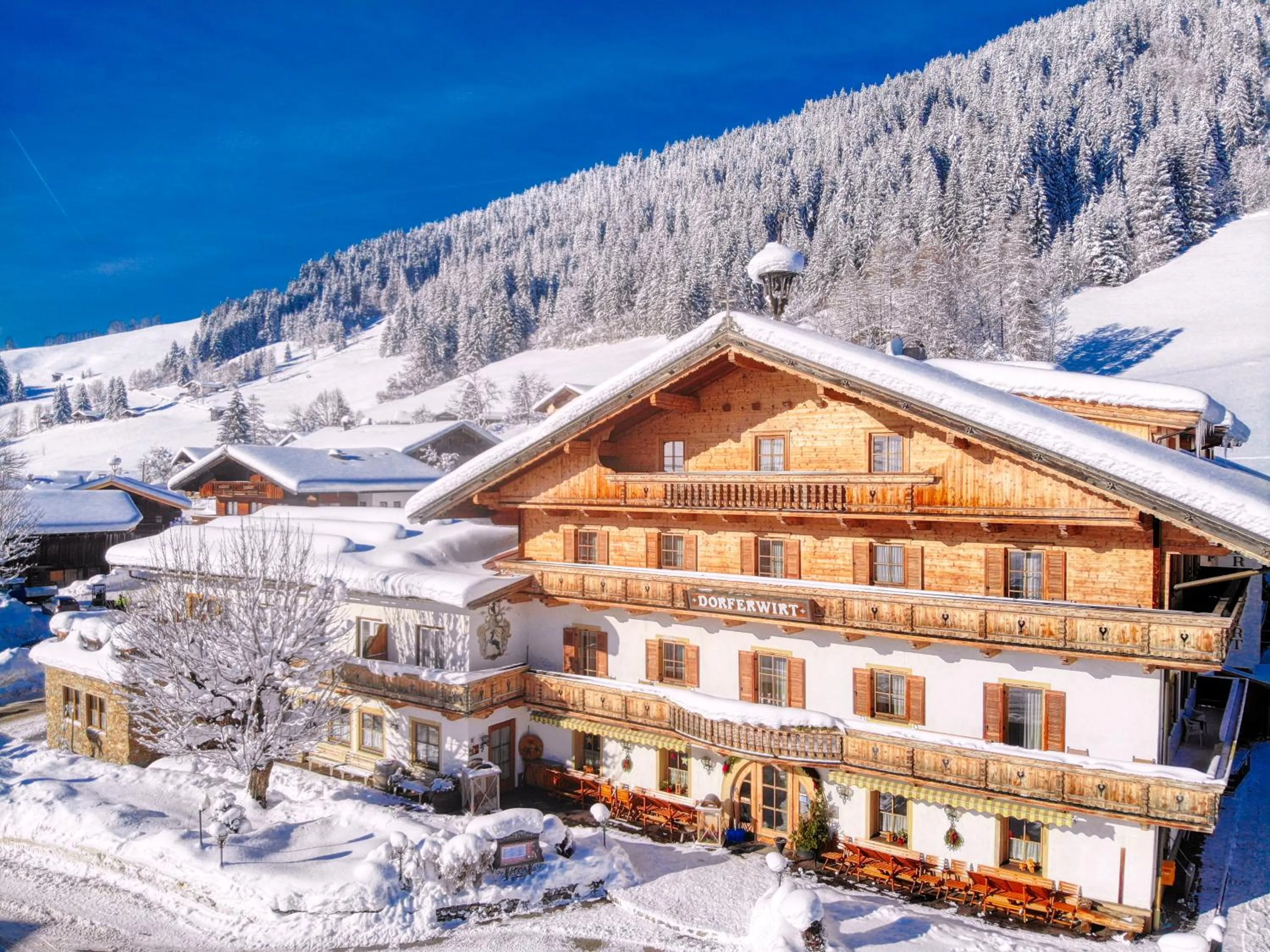 Property building in Landgasthof Dorferwirt