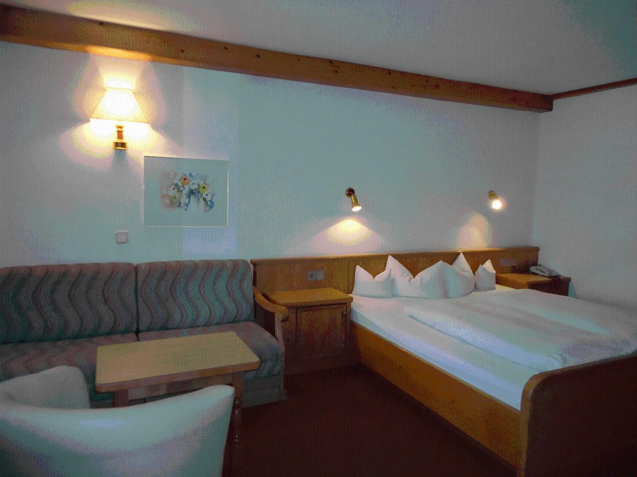 Bedroom, Bed in Landgasthof Dorferwirt