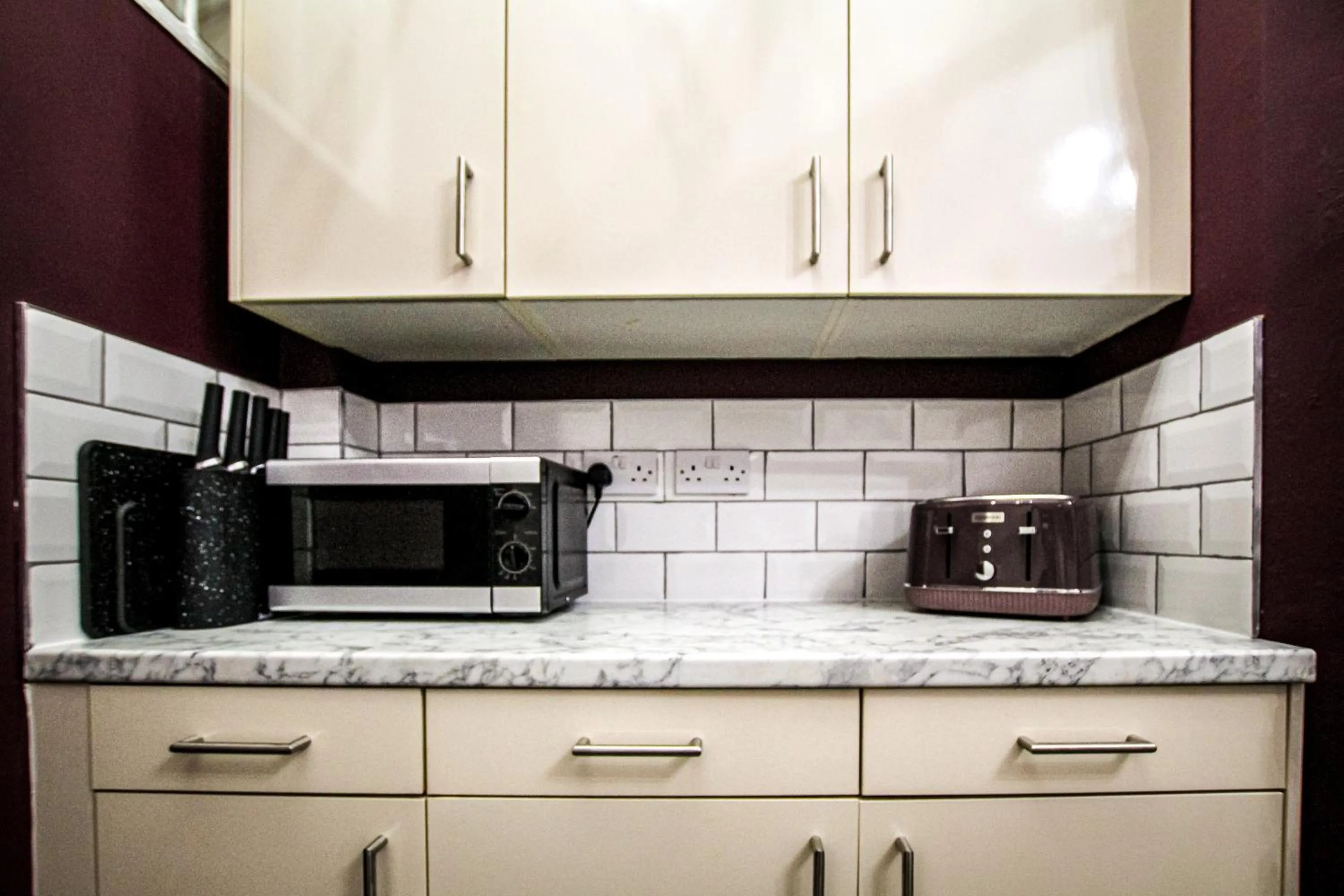 Kitchen or kitchenette in Built 1804 Caldecott Town House On The Rows by Rework Accommodation