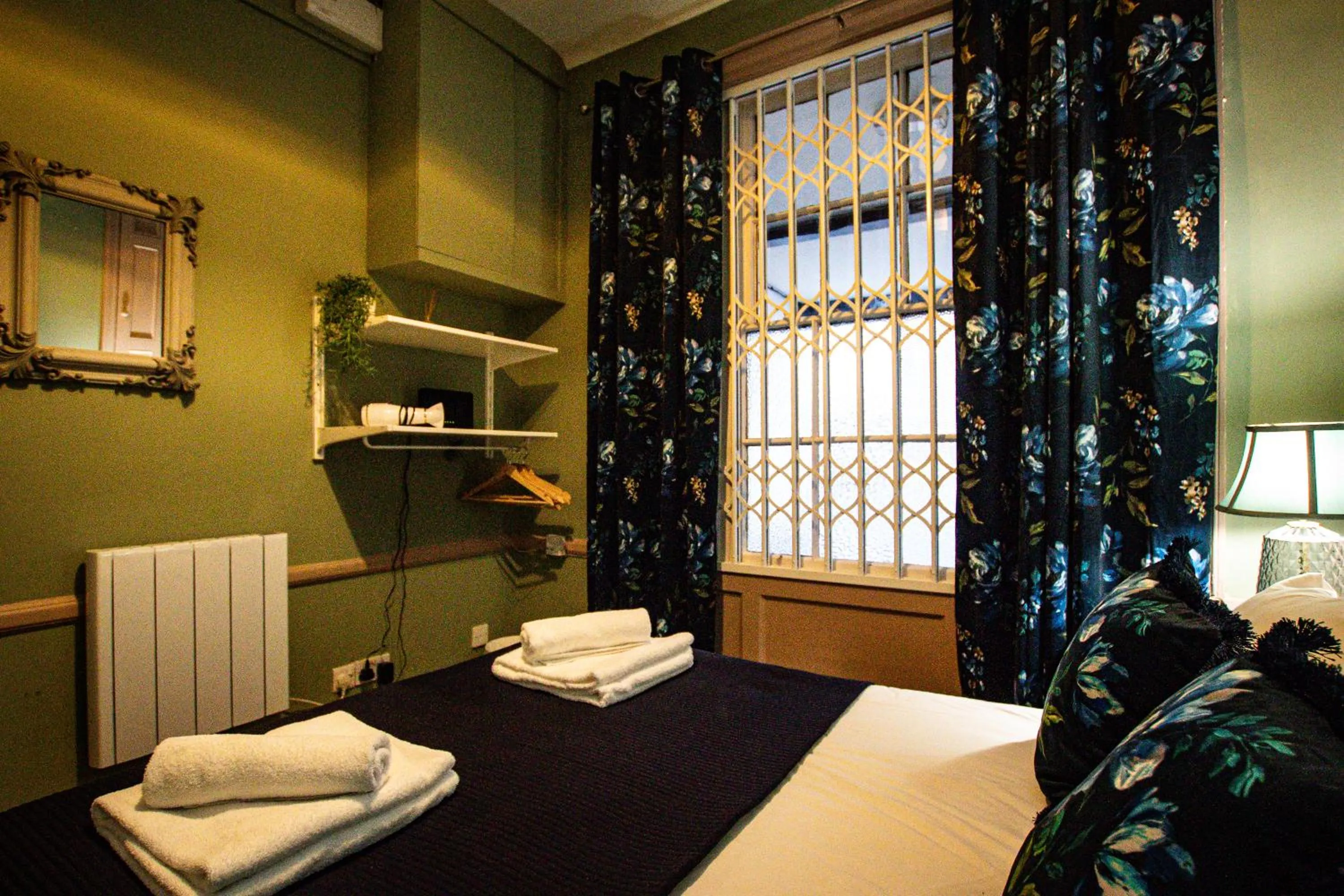 Bed in Built 1804 Caldecott Town House On The Rows by Rework Accommodation