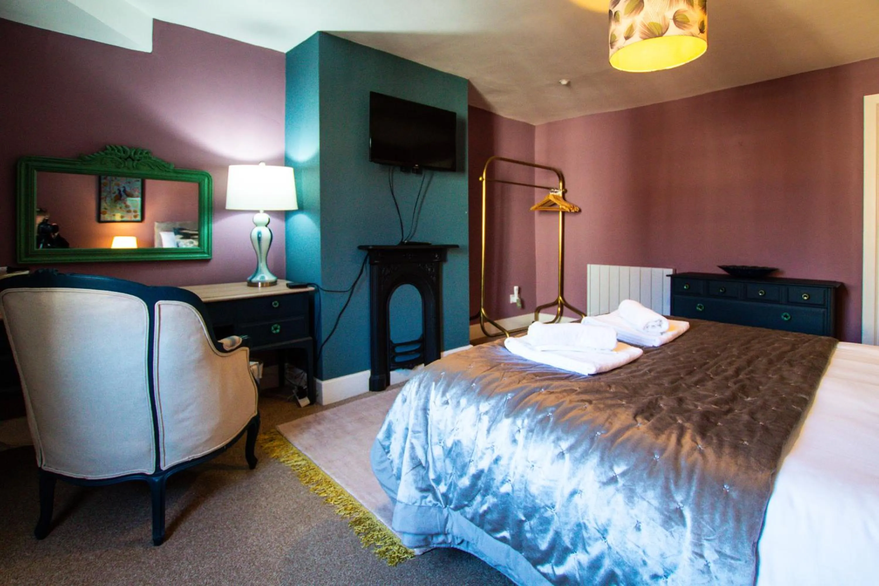 Bed in Built 1804 Caldecott Town House On The Rows by Rework Accommodation