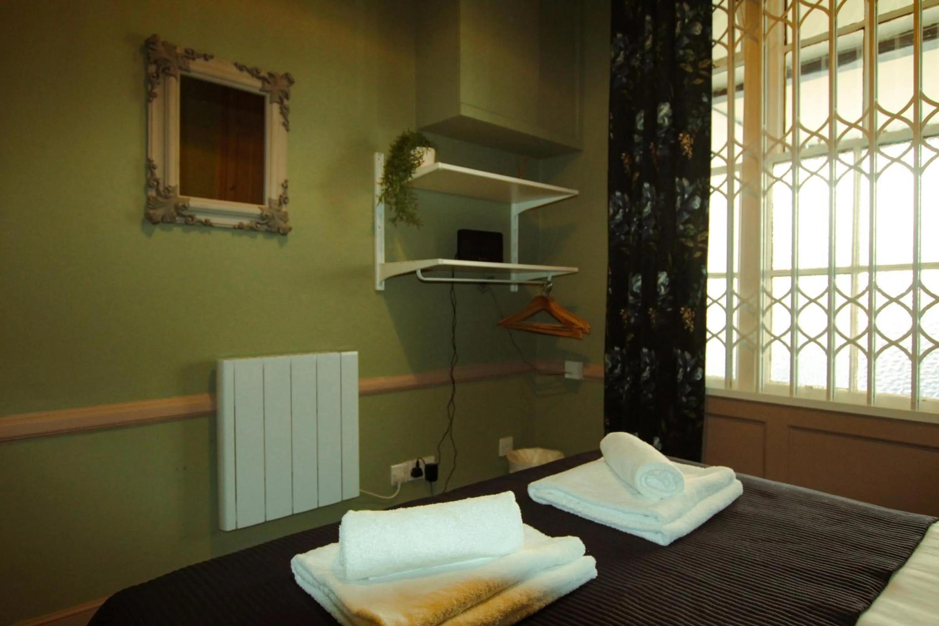 Bed in Built 1804 Caldecott Town House On The Rows by Rework Accommodation