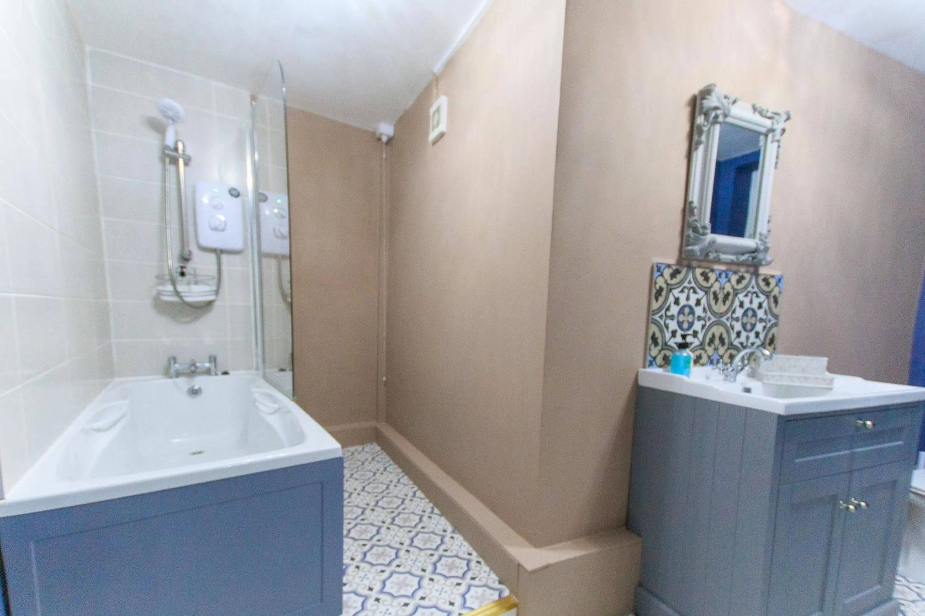 Shower in Built 1804 Caldecott Town House On The Rows by Rework Accommodation