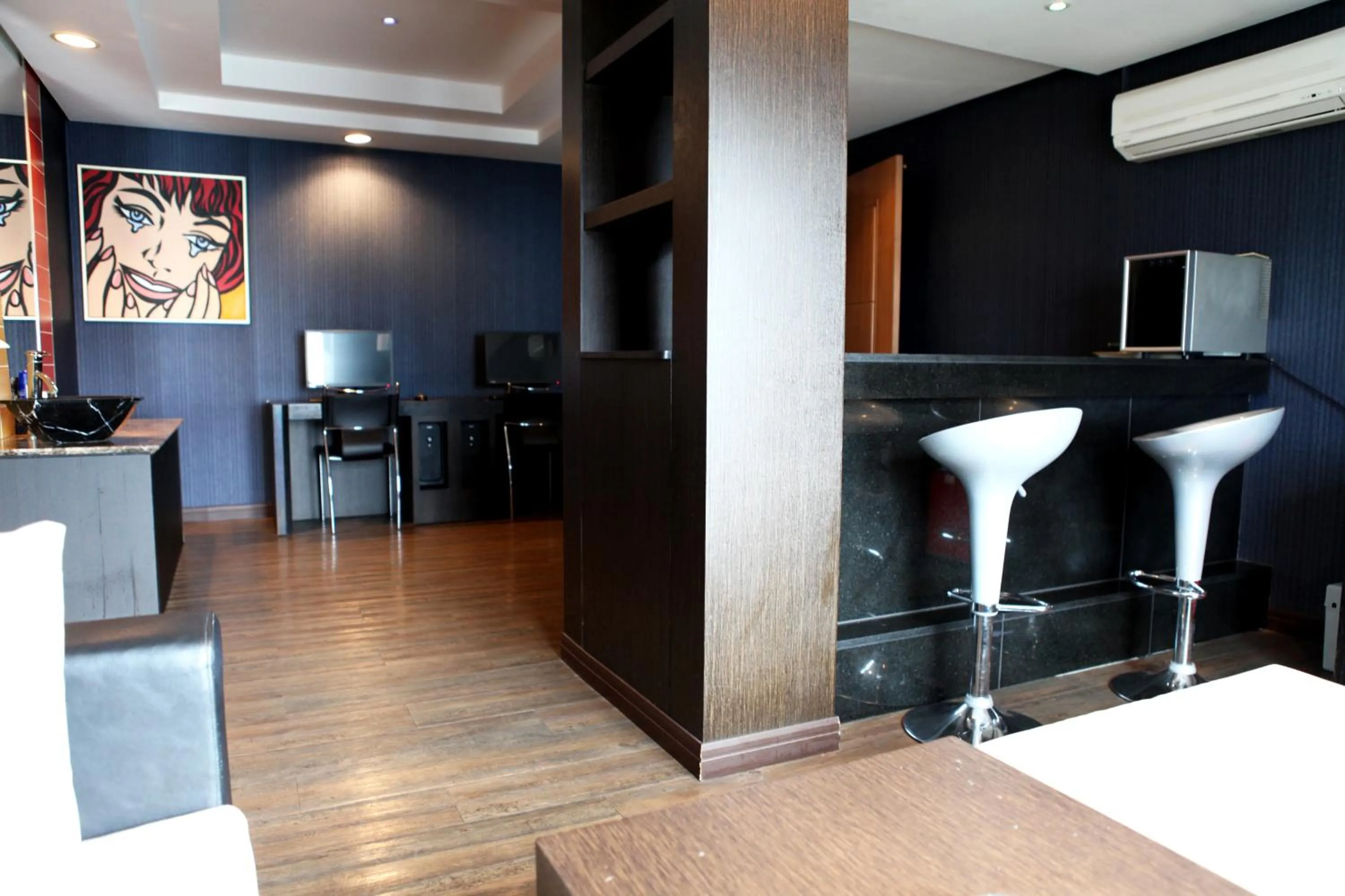 Decorative detail in V Motel Songdo