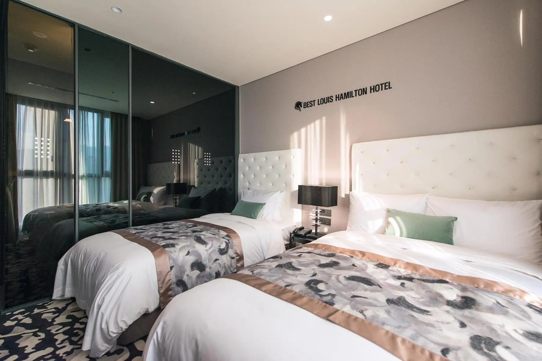 Bed in Best Louis Hamilton Hotel Changwon