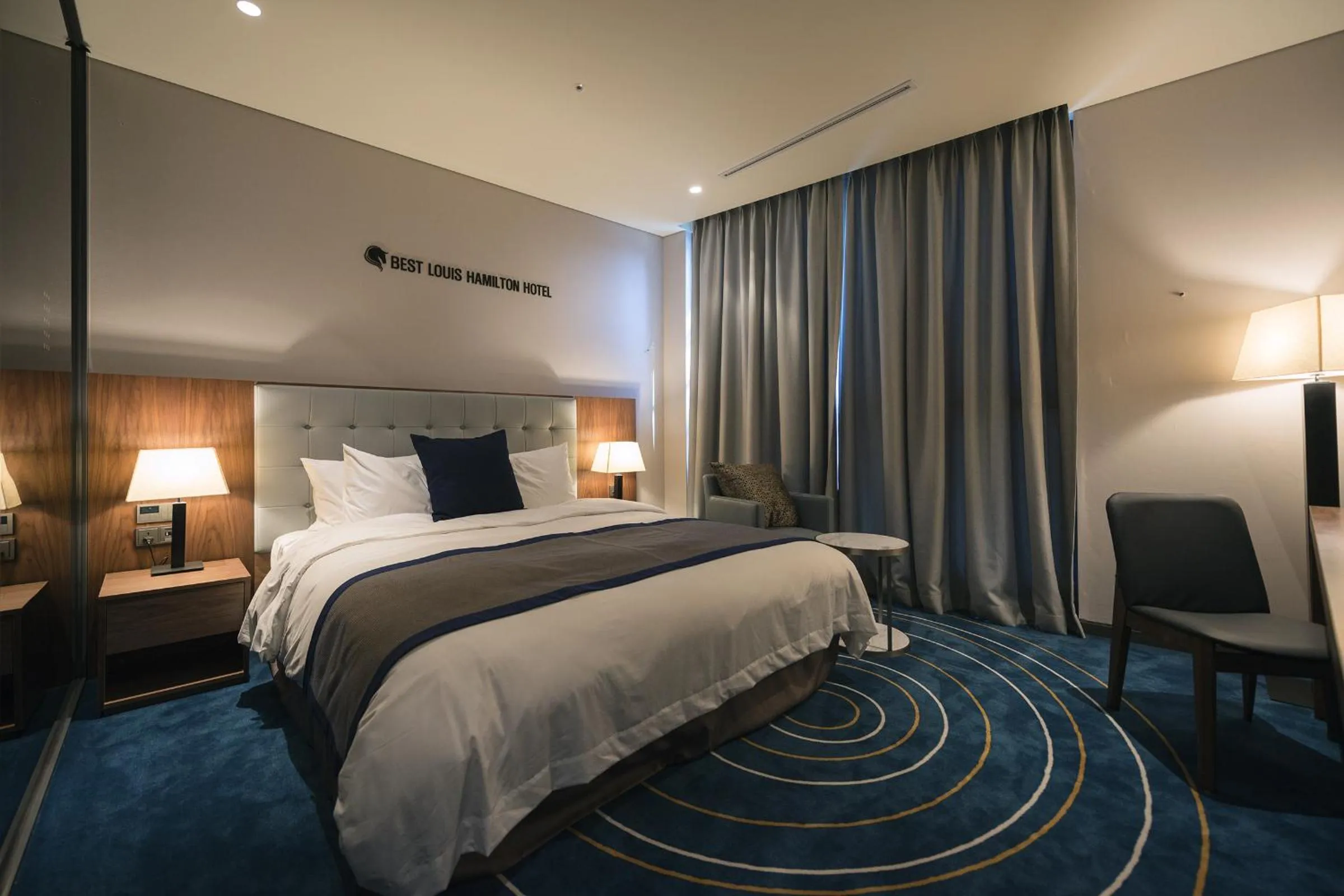 Bed in Best Louis Hamilton Hotel Changwon