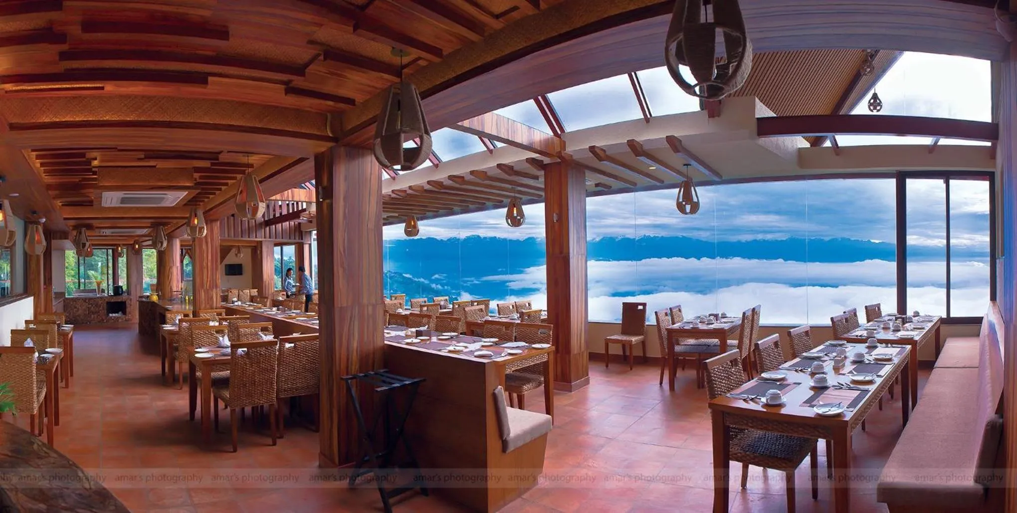 Restaurant/places to eat in Hotel Mystic Mountain