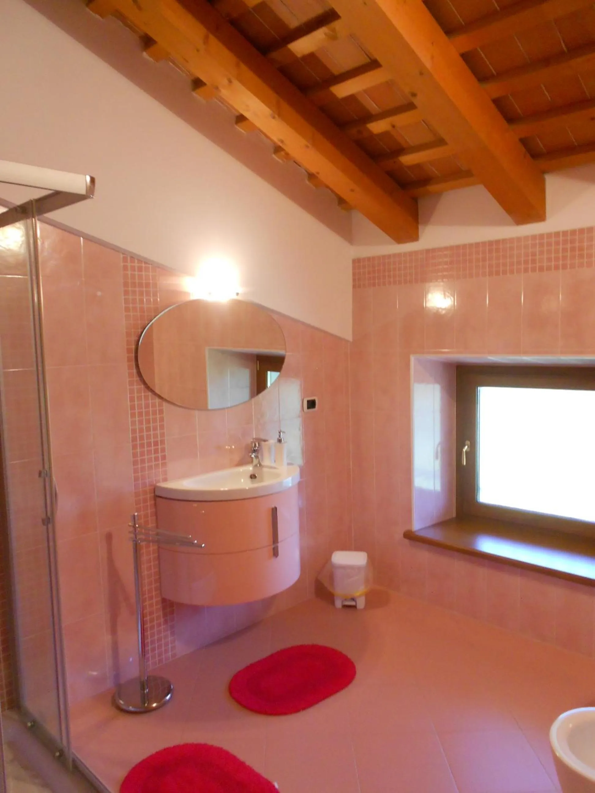 Bathroom in b&b Ergira