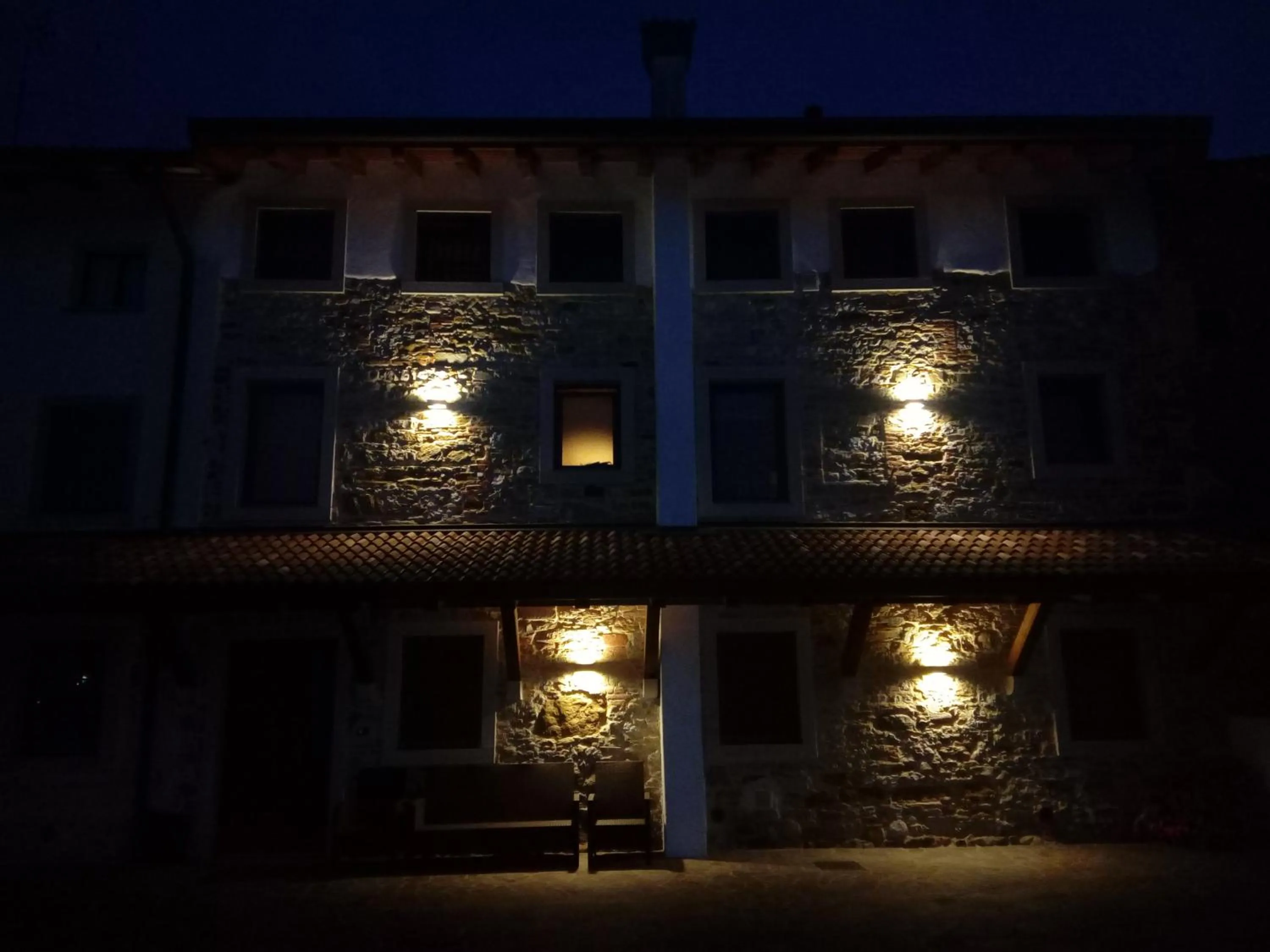 Facade/entrance in b&b Ergira
