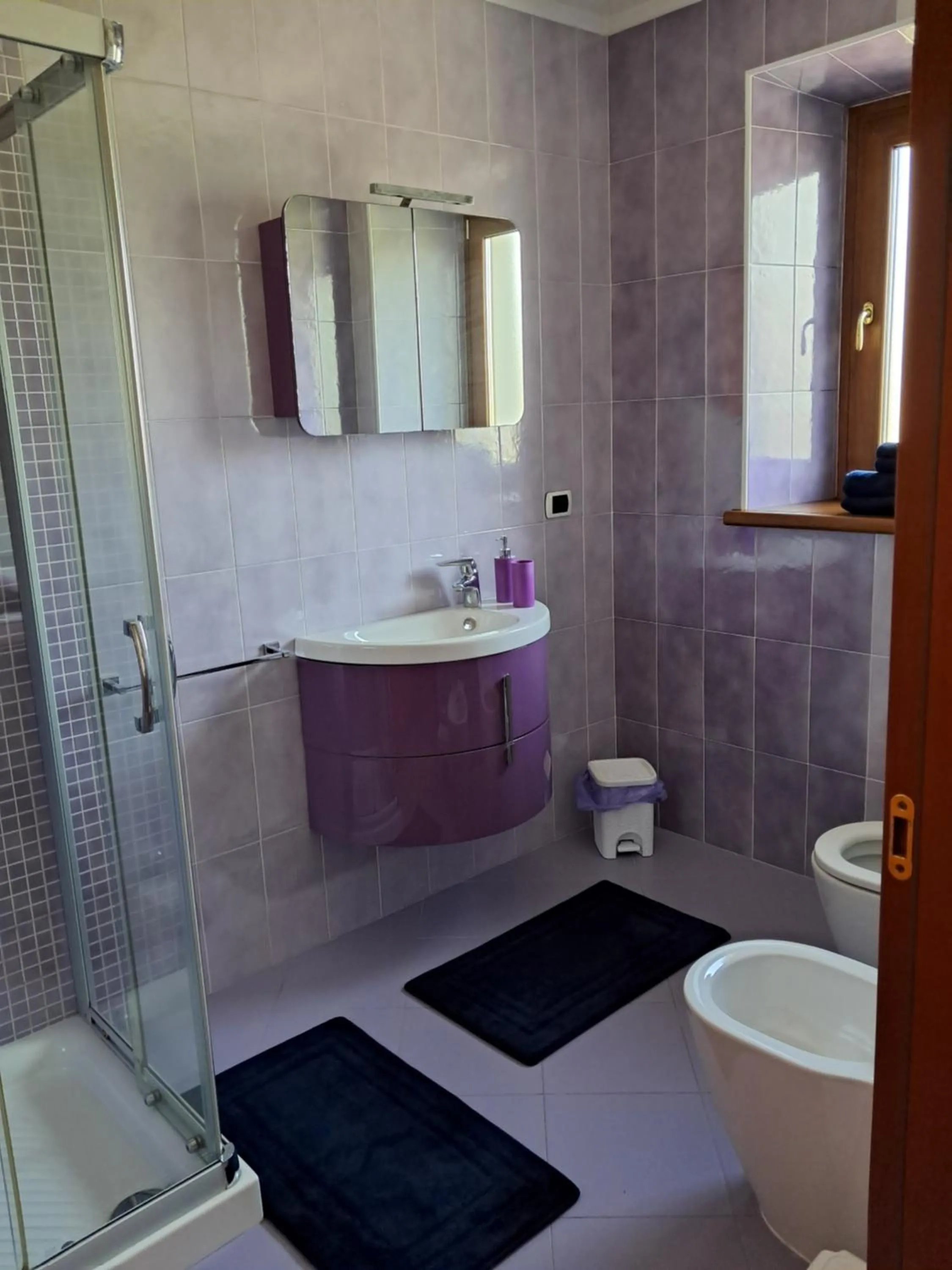 Bathroom in b&b Ergira