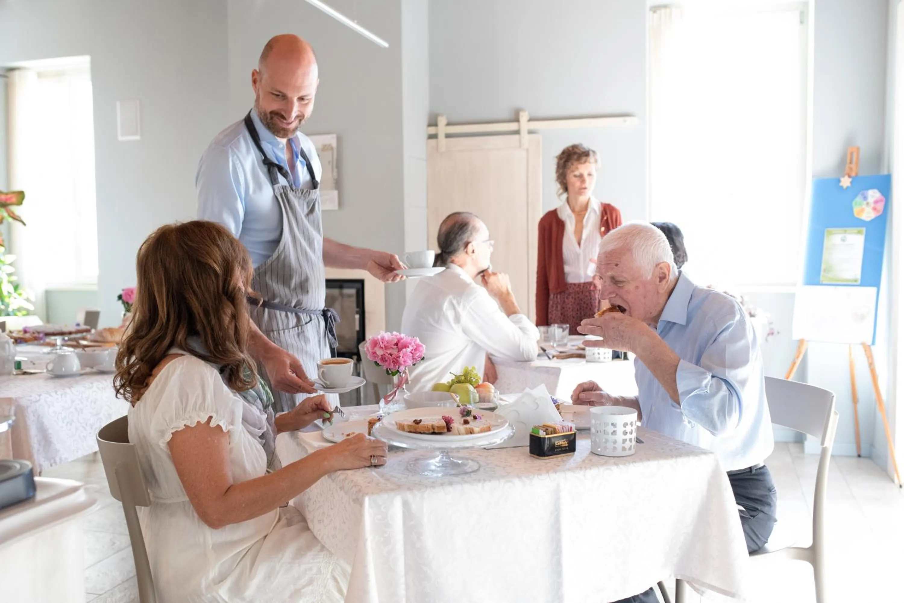 People in Villa di Cazzano - BioLuxury Living