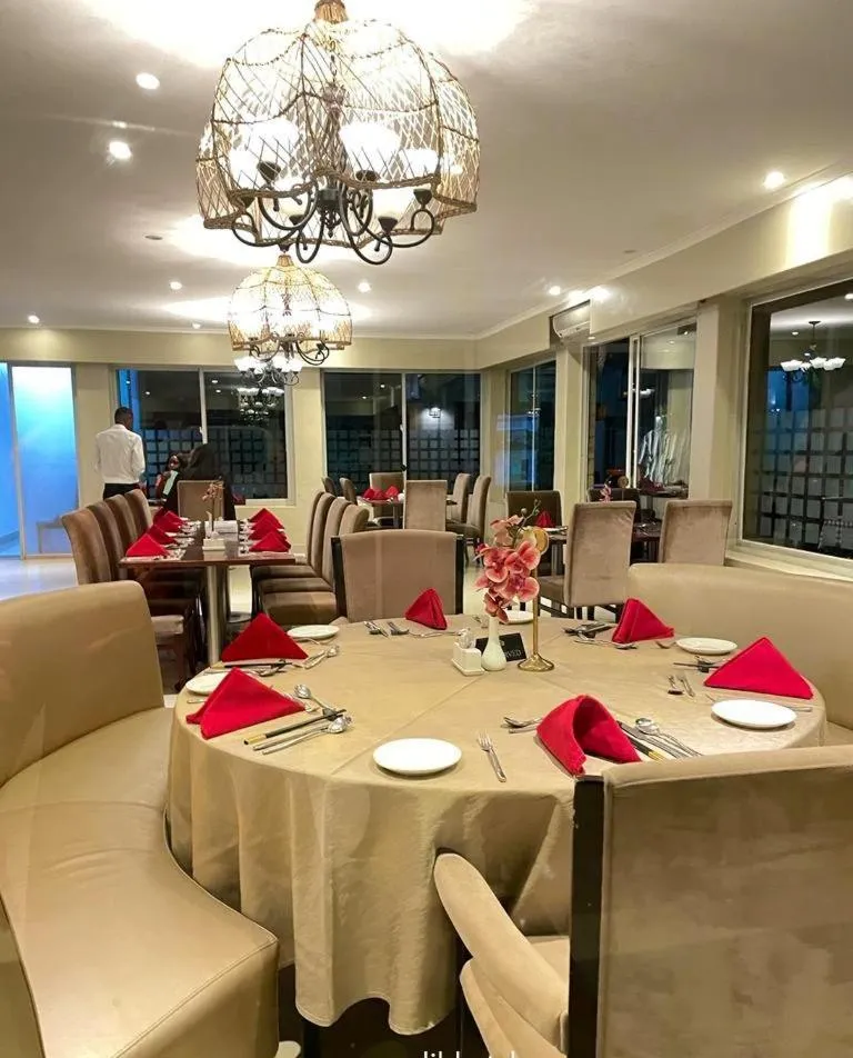 Restaurant/places to eat in Lotus by Serendib