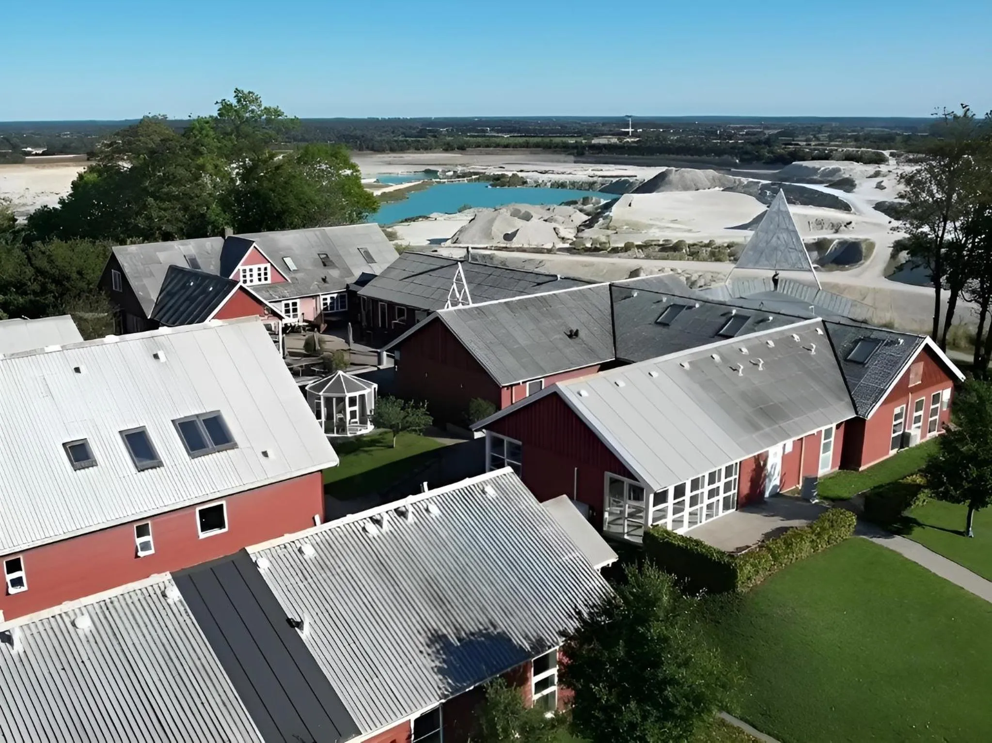 Property building in Danhostel Faxe Kalkbrud