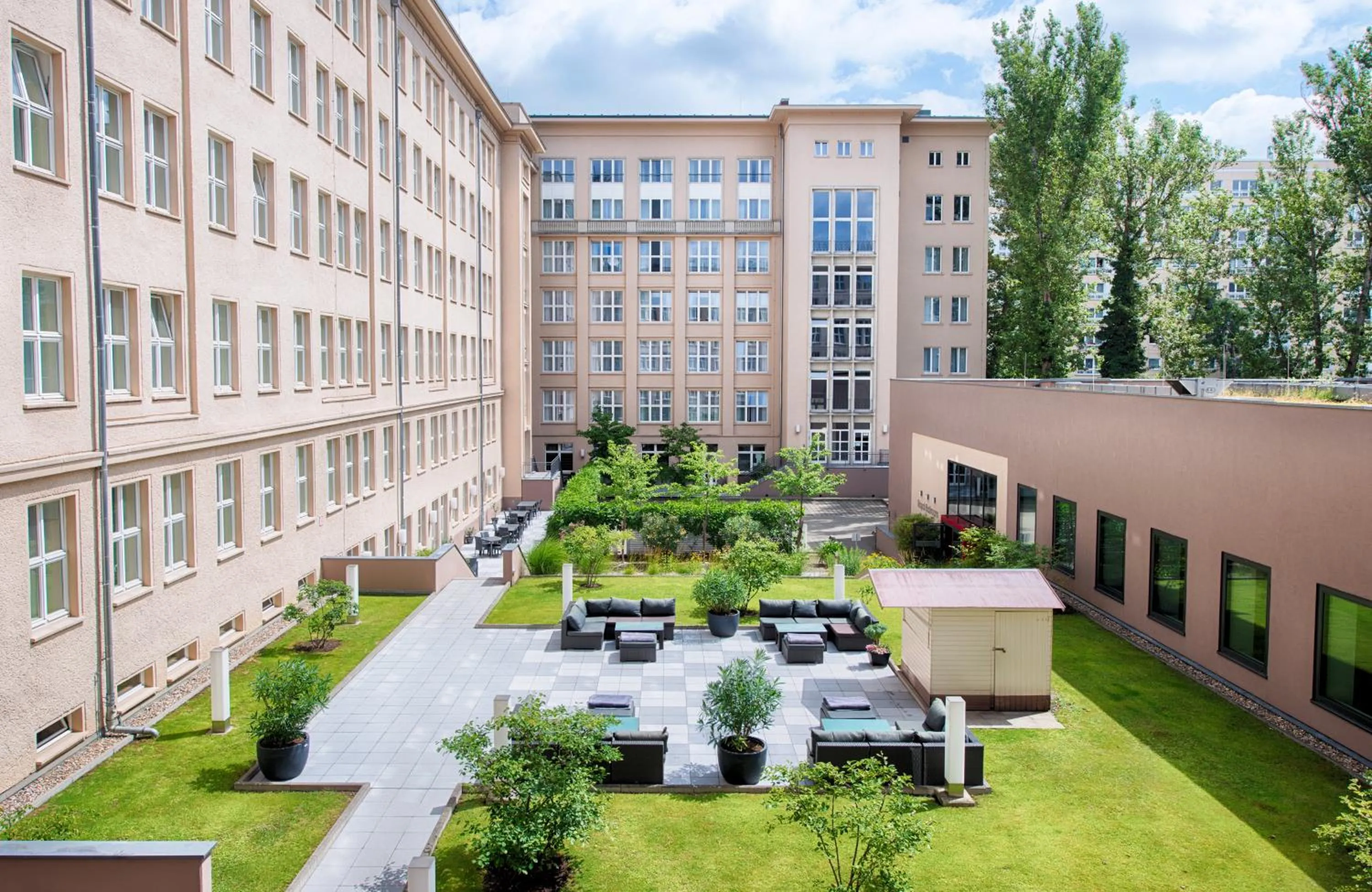 Balcony/Terrace in Leonardo Royal Hotel Berlin Alexanderplatz