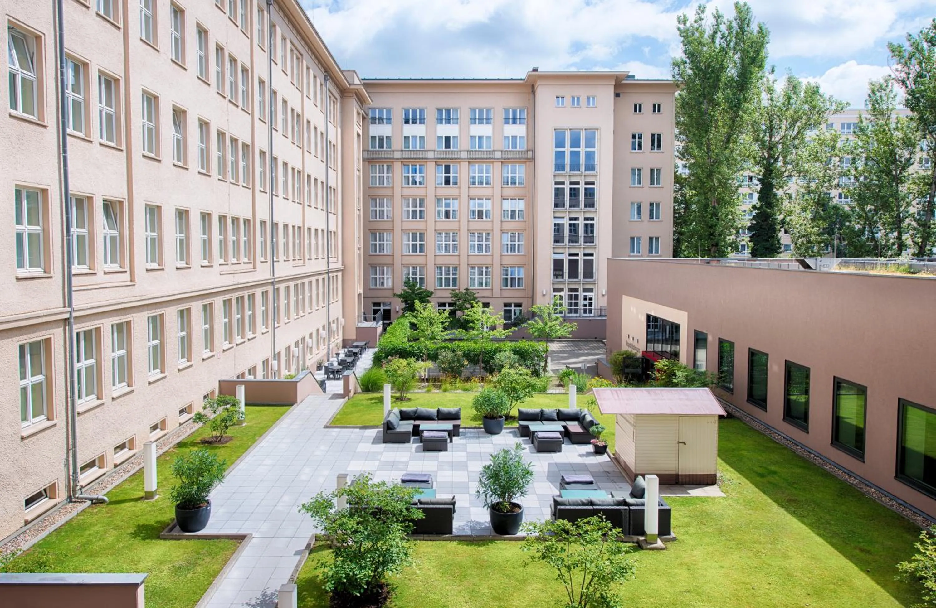 Balcony/Terrace in Leonardo Royal Hotel Berlin Alexanderplatz