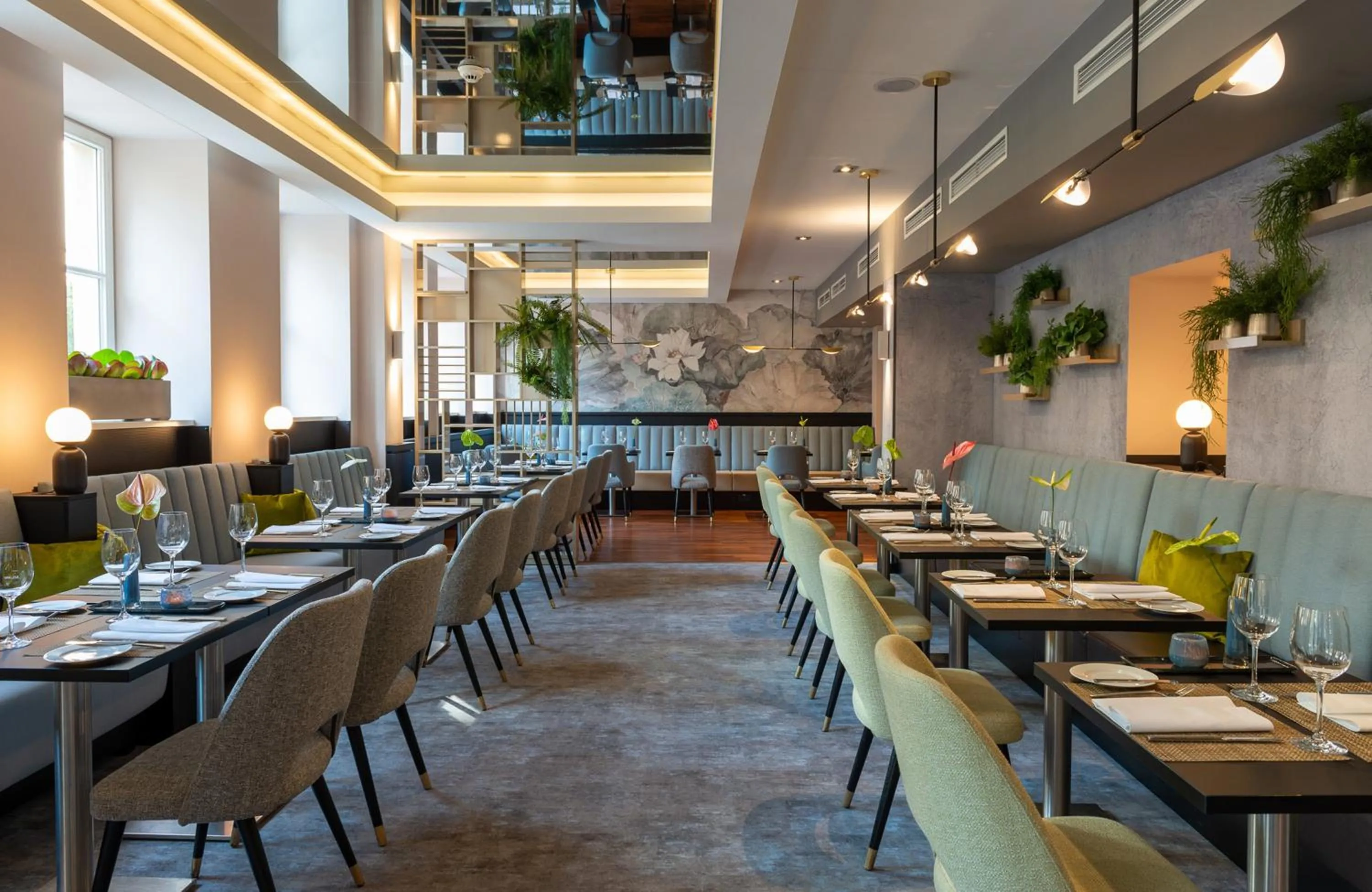 Restaurant/places to eat in Leonardo Royal Hotel Berlin Alexanderplatz