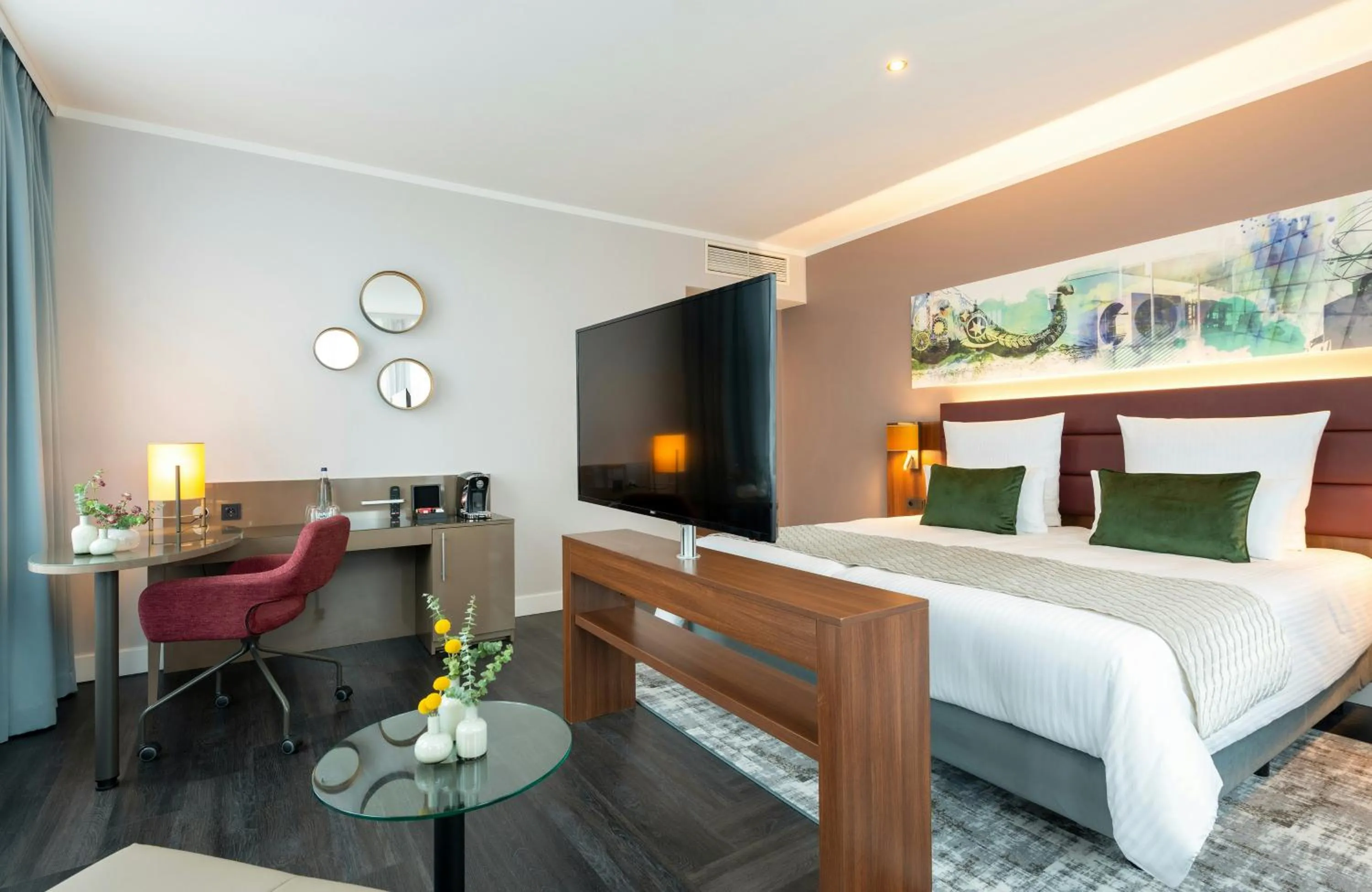 Photo of the whole room, Bed in Leonardo Royal Hotel Berlin Alexanderplatz