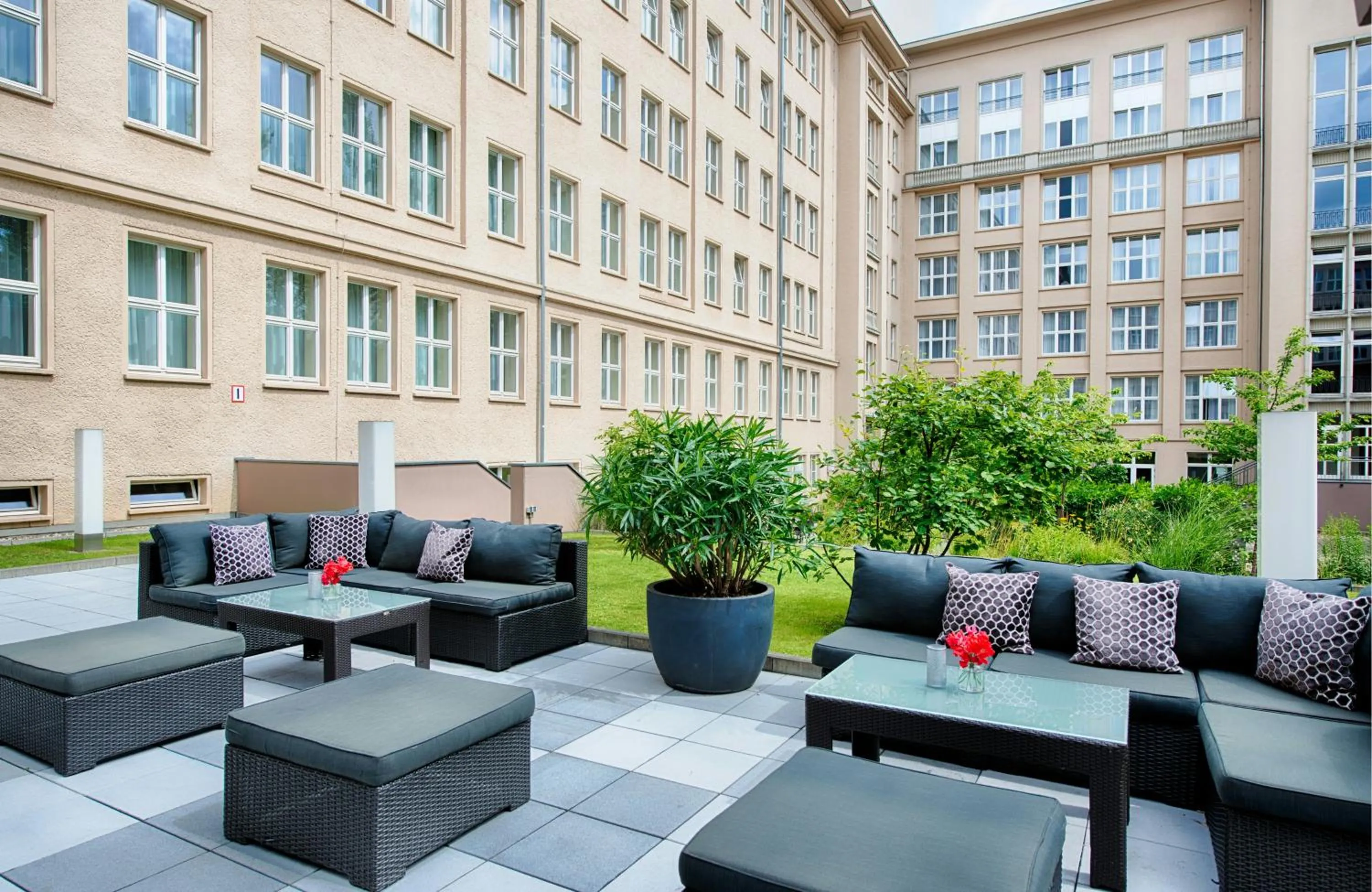 Balcony/Terrace in Leonardo Royal Hotel Berlin Alexanderplatz