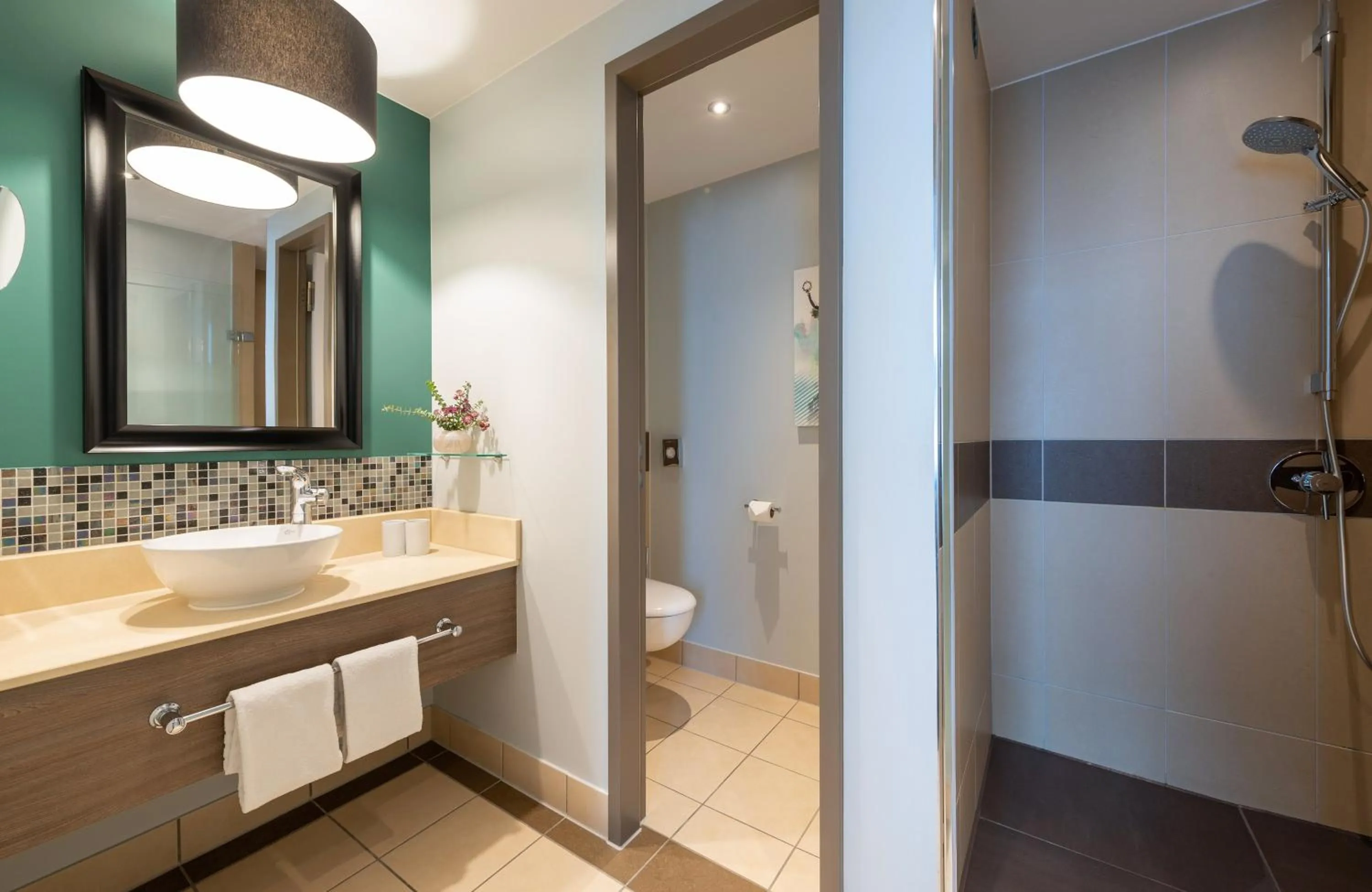 Bathroom in Leonardo Royal Hotel Berlin Alexanderplatz