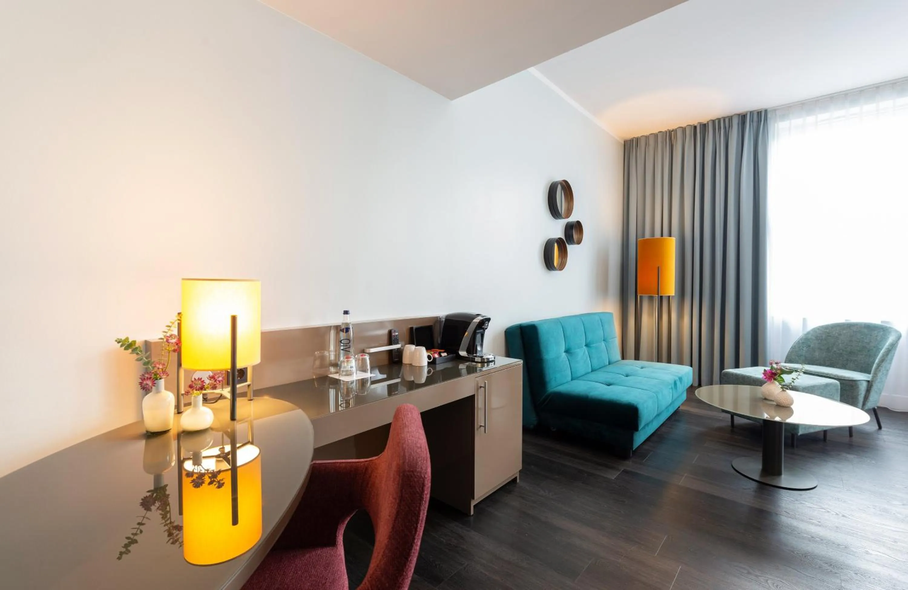 Photo of the whole room in Leonardo Royal Hotel Berlin Alexanderplatz