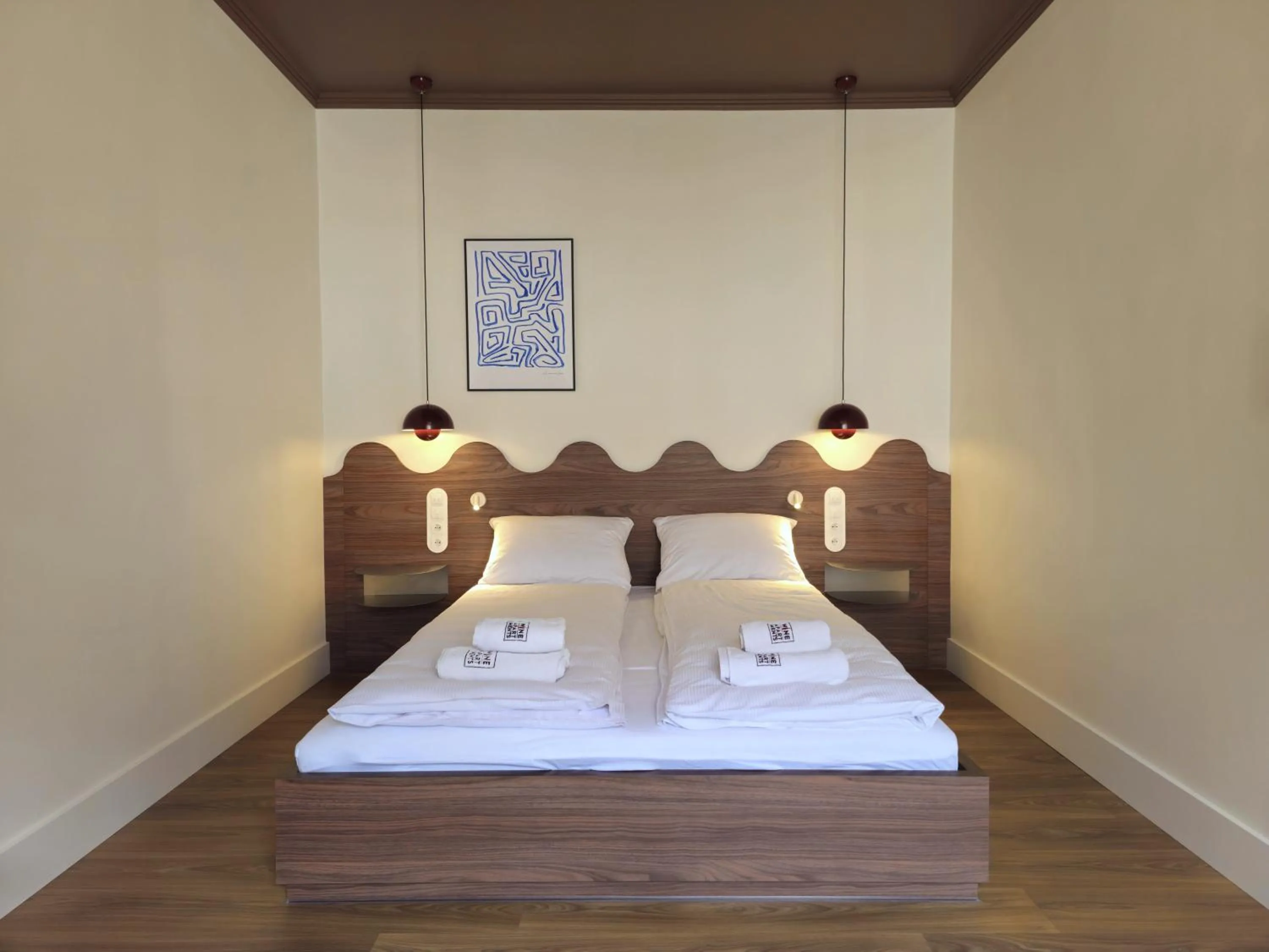 Bed in Wine Apartments