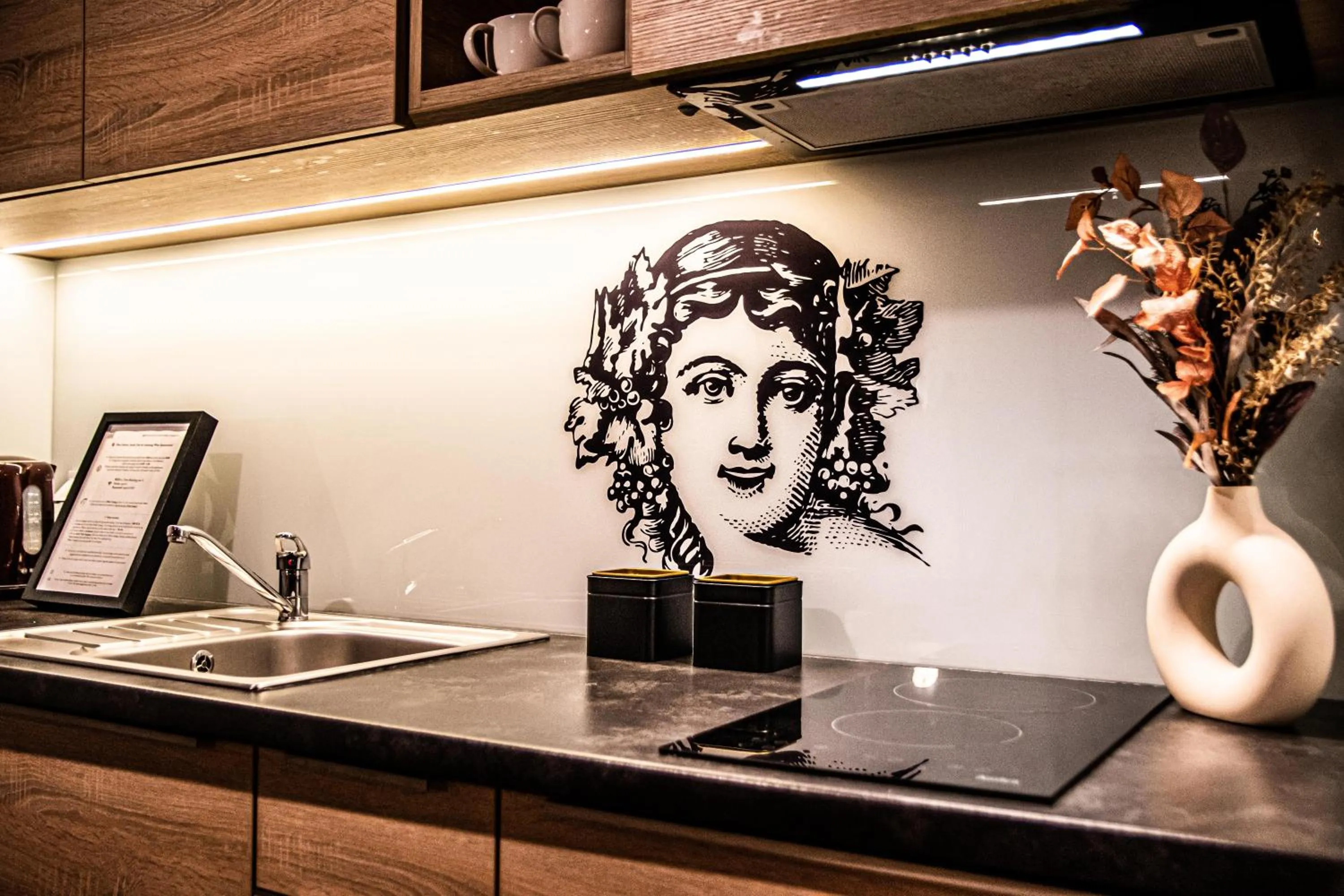 Kitchen or kitchenette in Wine Apartments