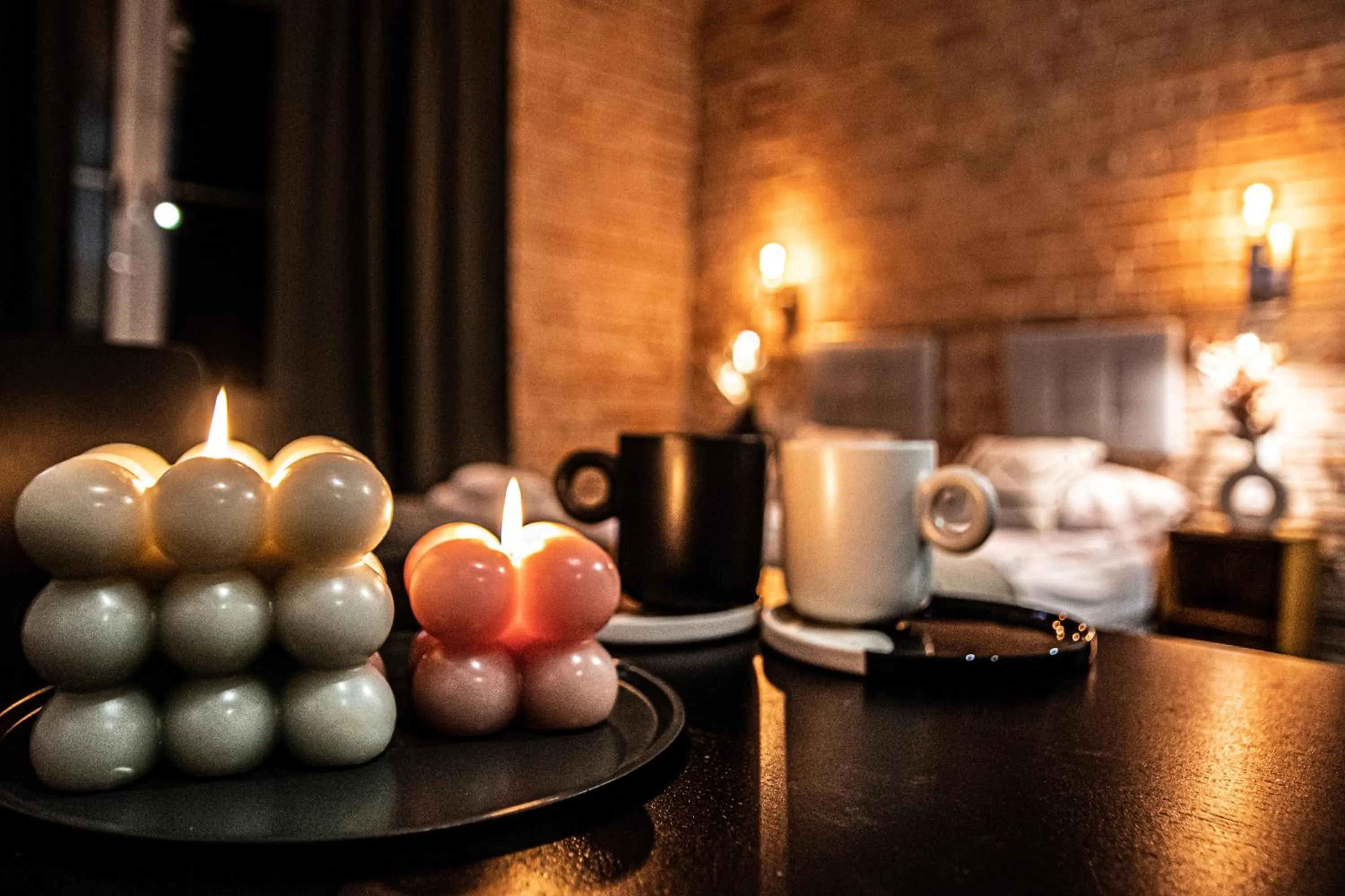 Dining area in Wine Apartments