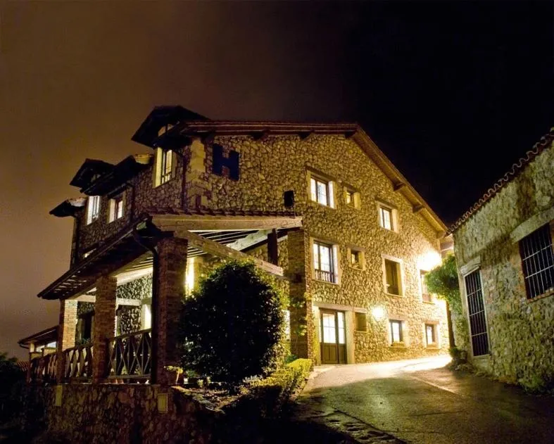 Property building in Posada Rural Entrecomillas
