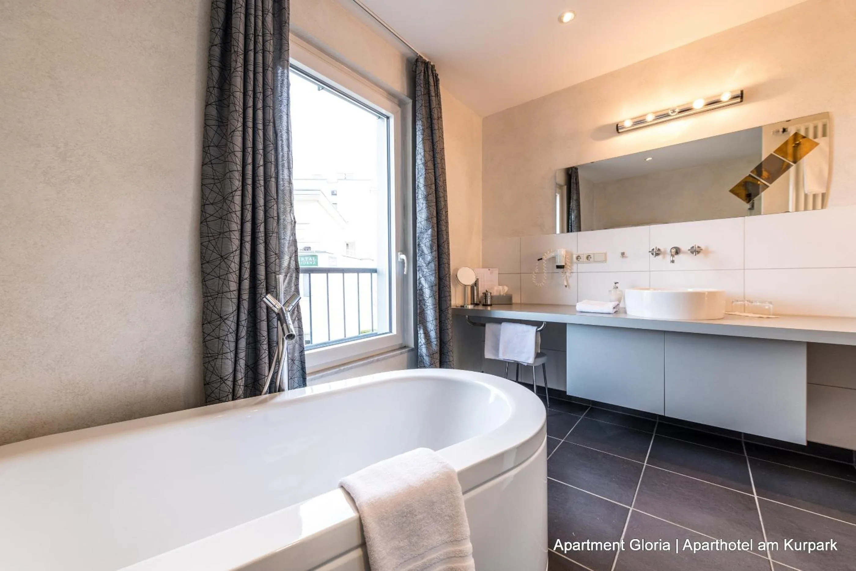 Bathroom in Aparthotel am Kurpark