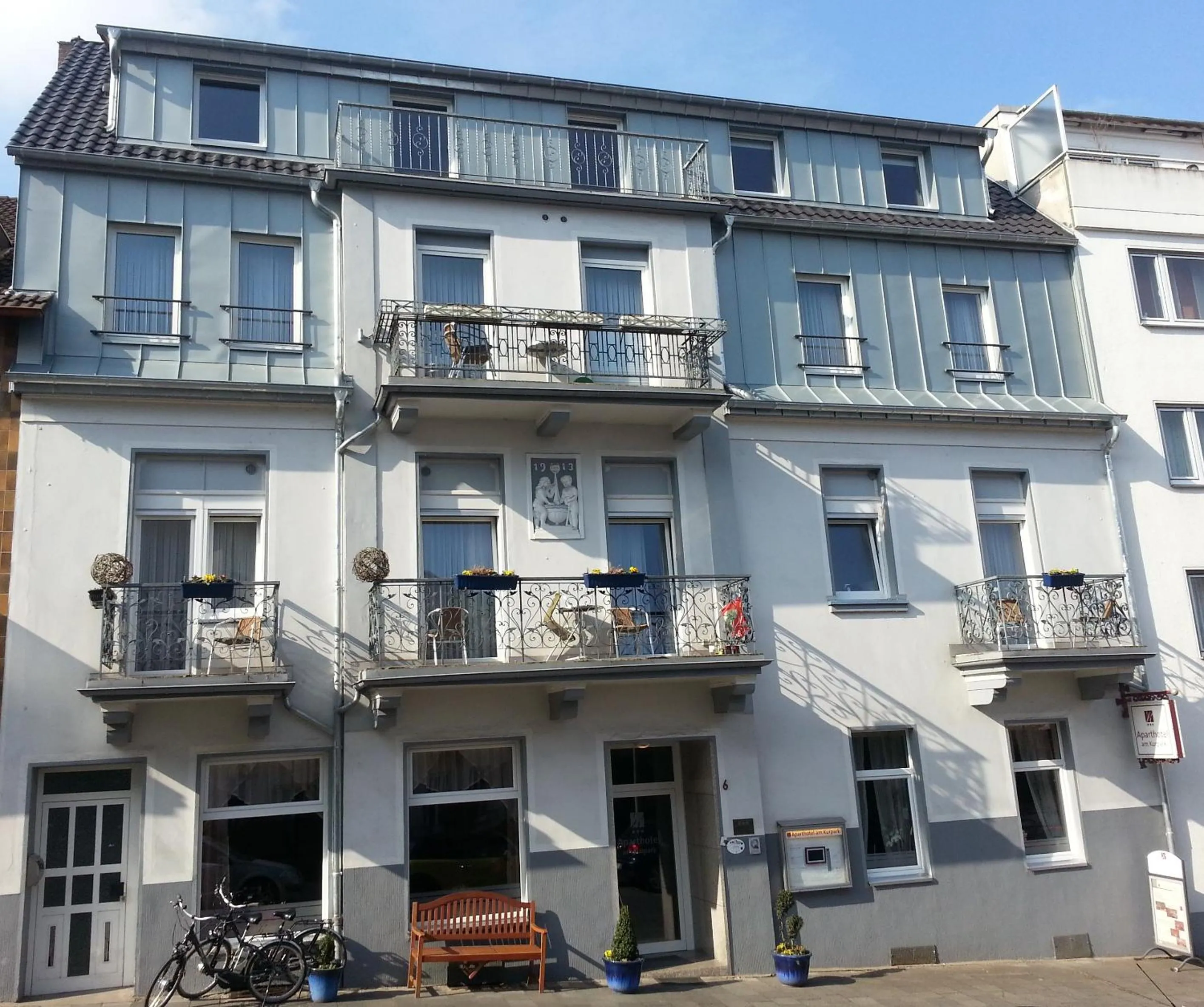 Property building in Aparthotel am Kurpark