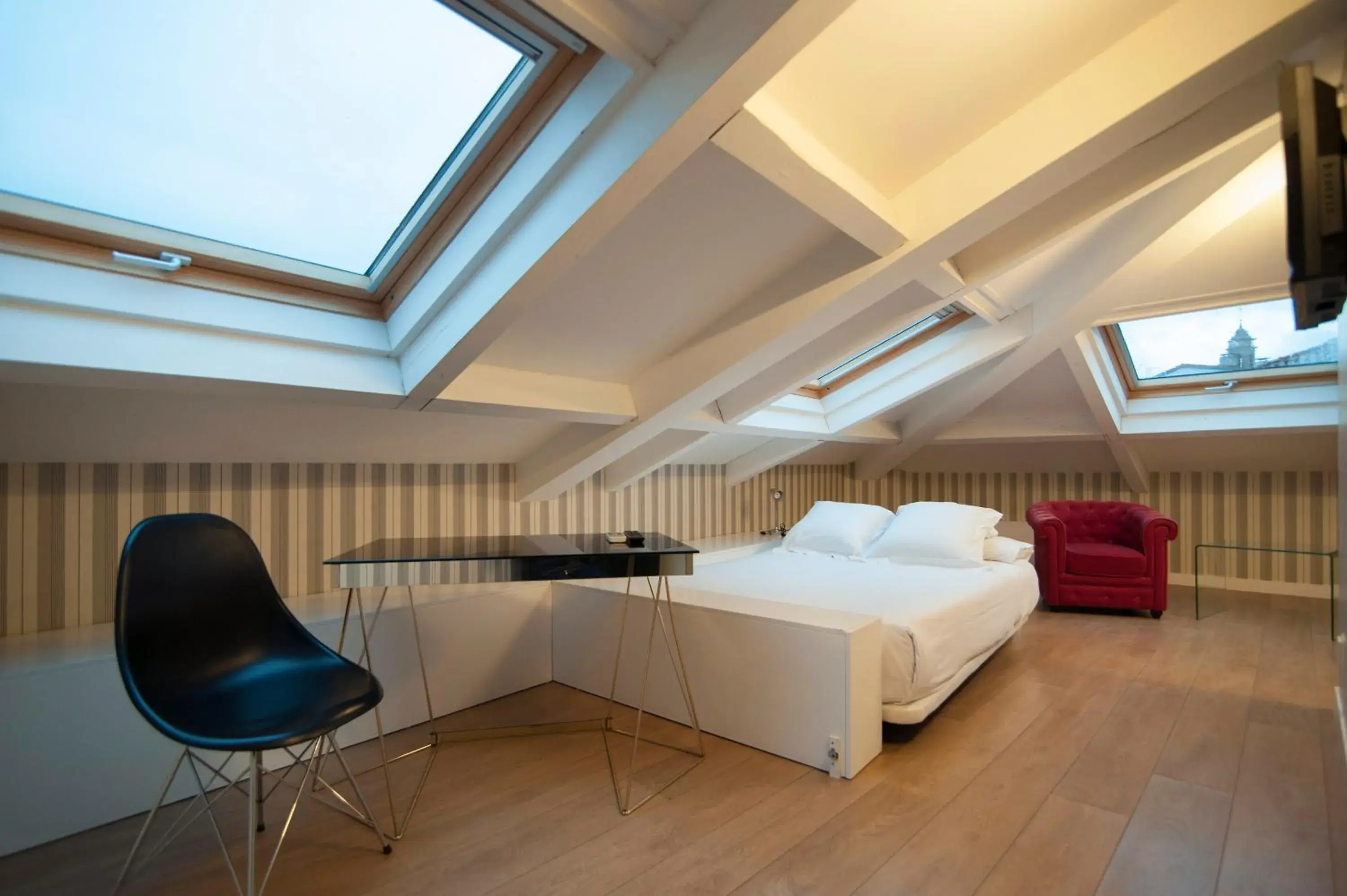 Double Room - single occupancy - Attic with Spa Bath in Casas Reais Boutique Double Room - single occupancy - Attic with Spa Bath in Casas Reais Boutique