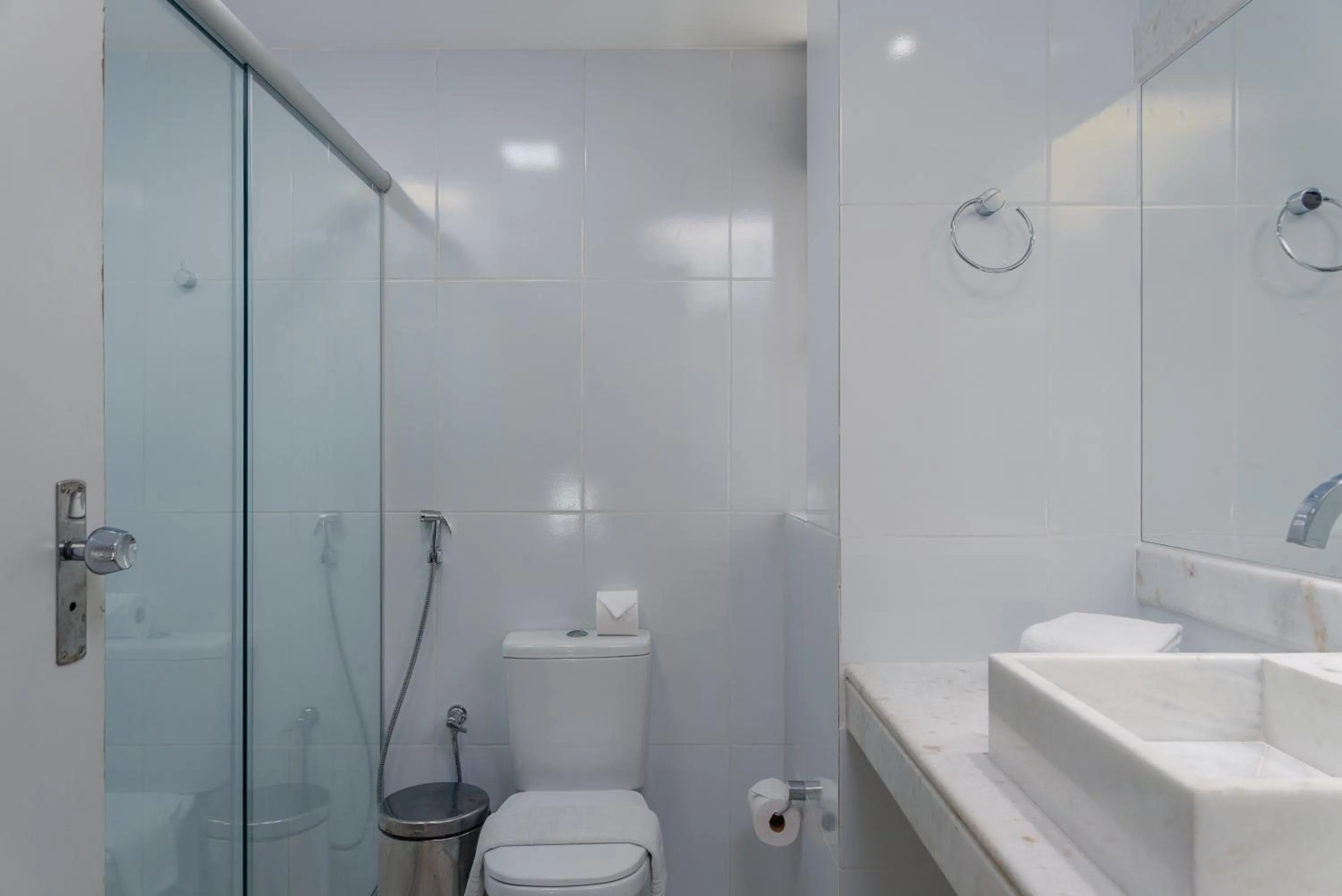 Bathroom in Ritz Plazamar Hotel