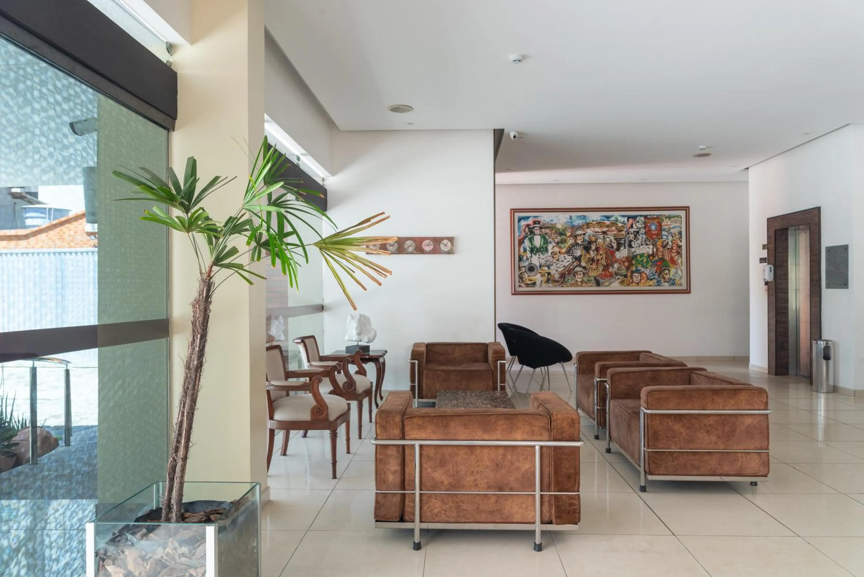 Seating area in Ritz Plazamar Hotel