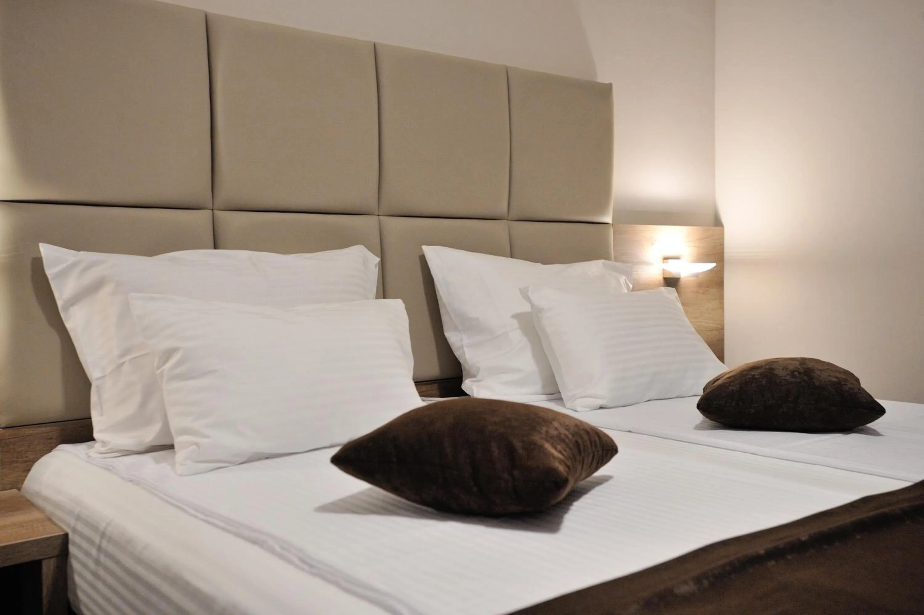 Patio, Bed in Villa Divani