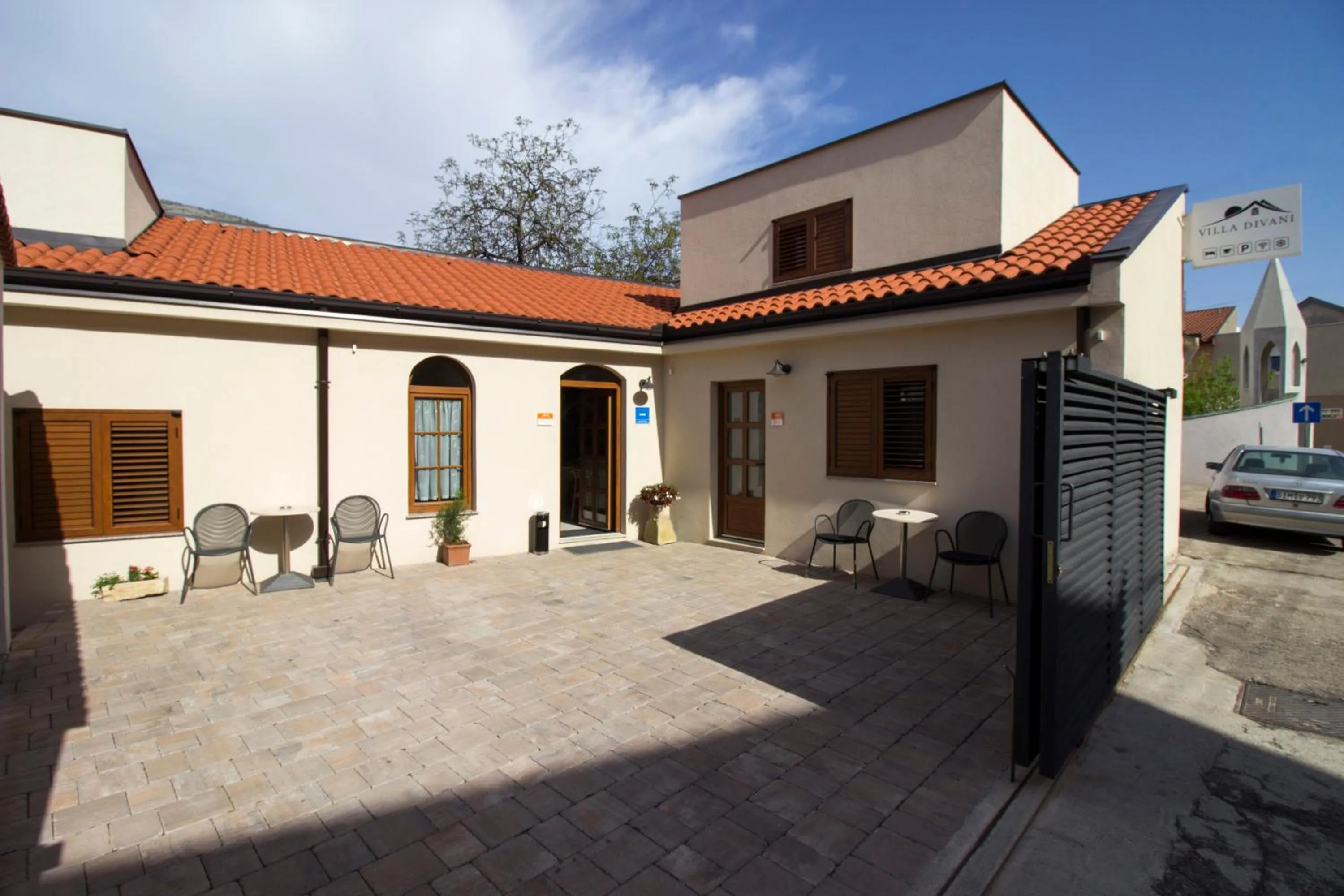 Property building in Villa Divani