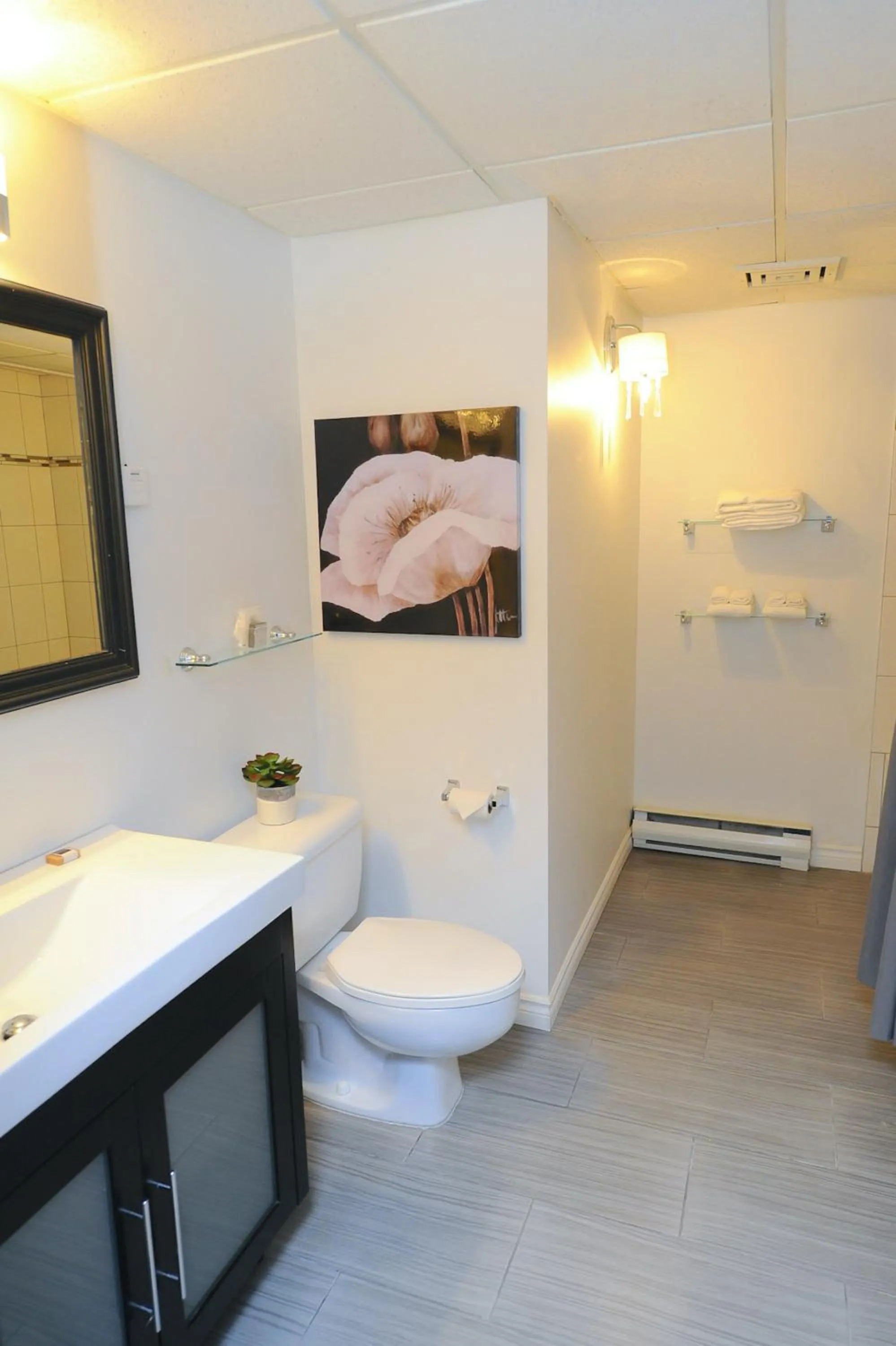 Bathroom in Auberge Des Îles