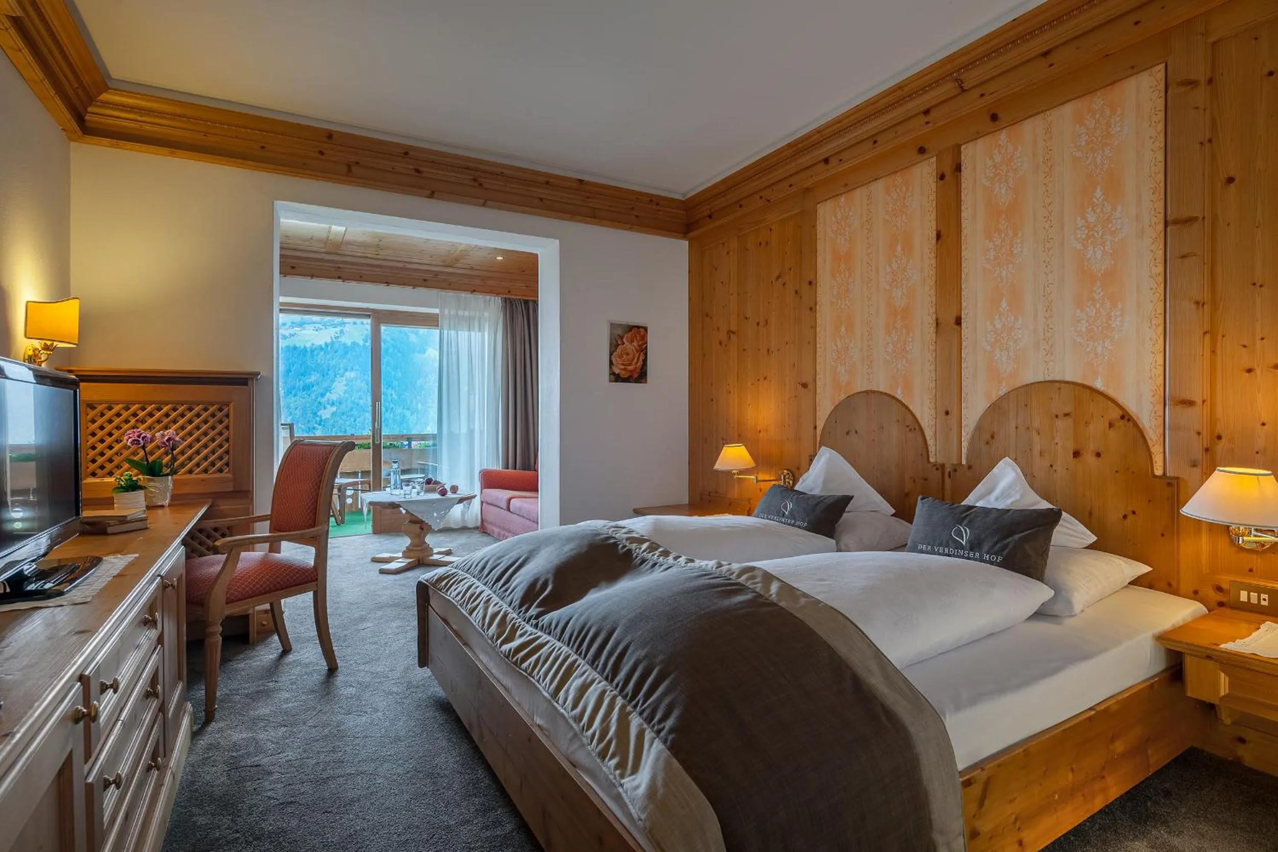 Photo of the whole room, Bed in Der Verdinser Hof