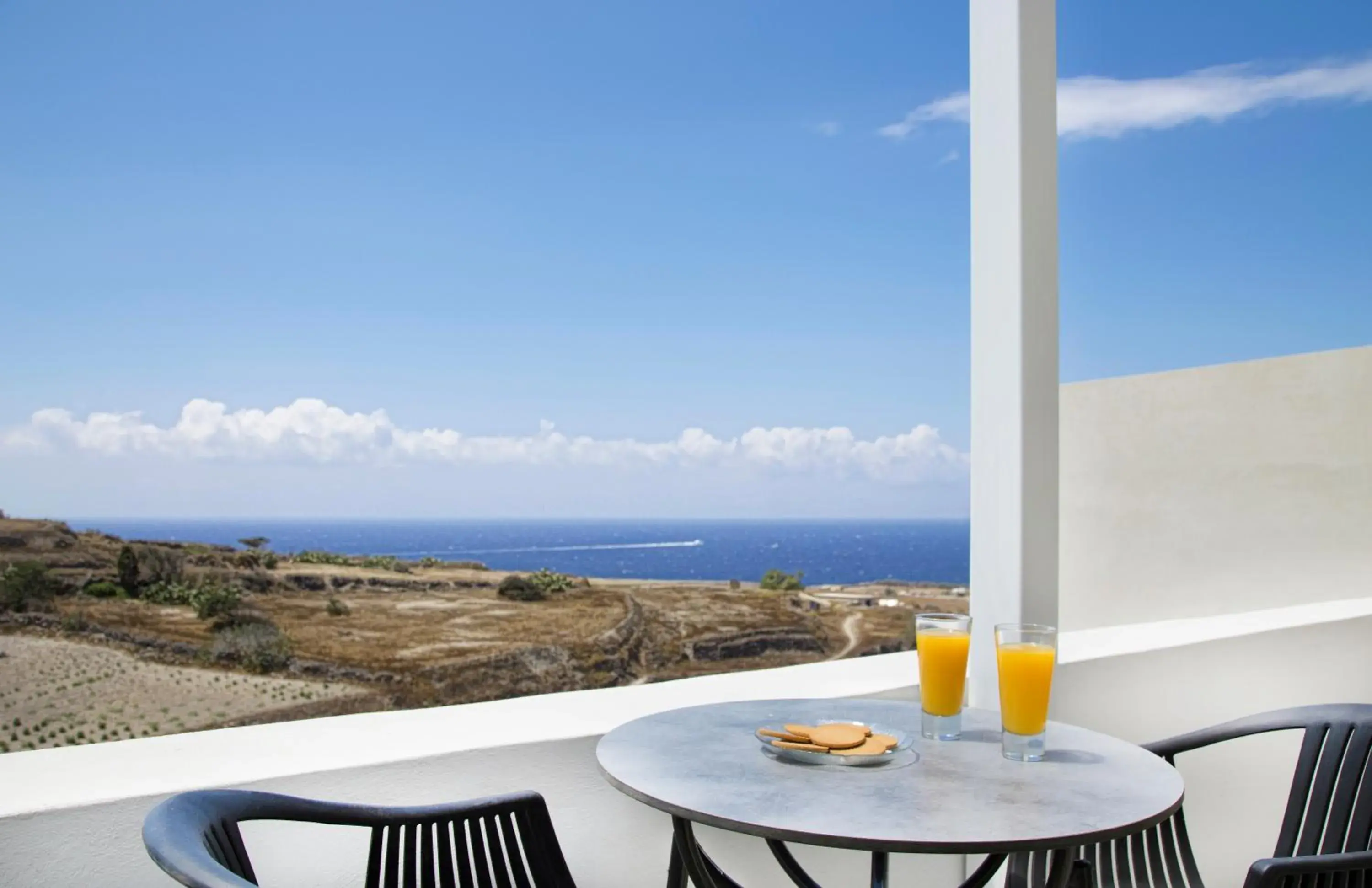 Superior Suite with Sea View in Aplai Dome Superior Suite with Sea View in Aplai Dome