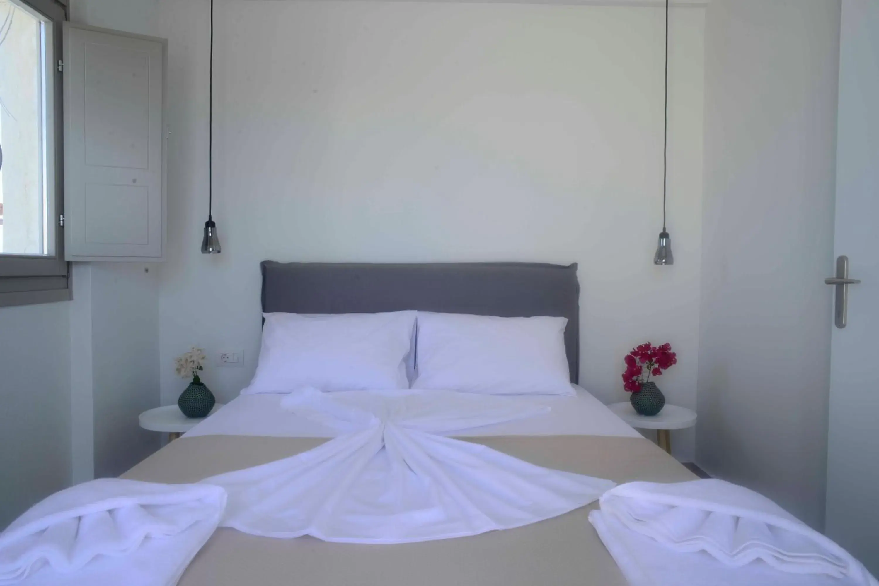 Bedroom, Bed in Aplai Dome Bedroom, Bed in Aplai Dome