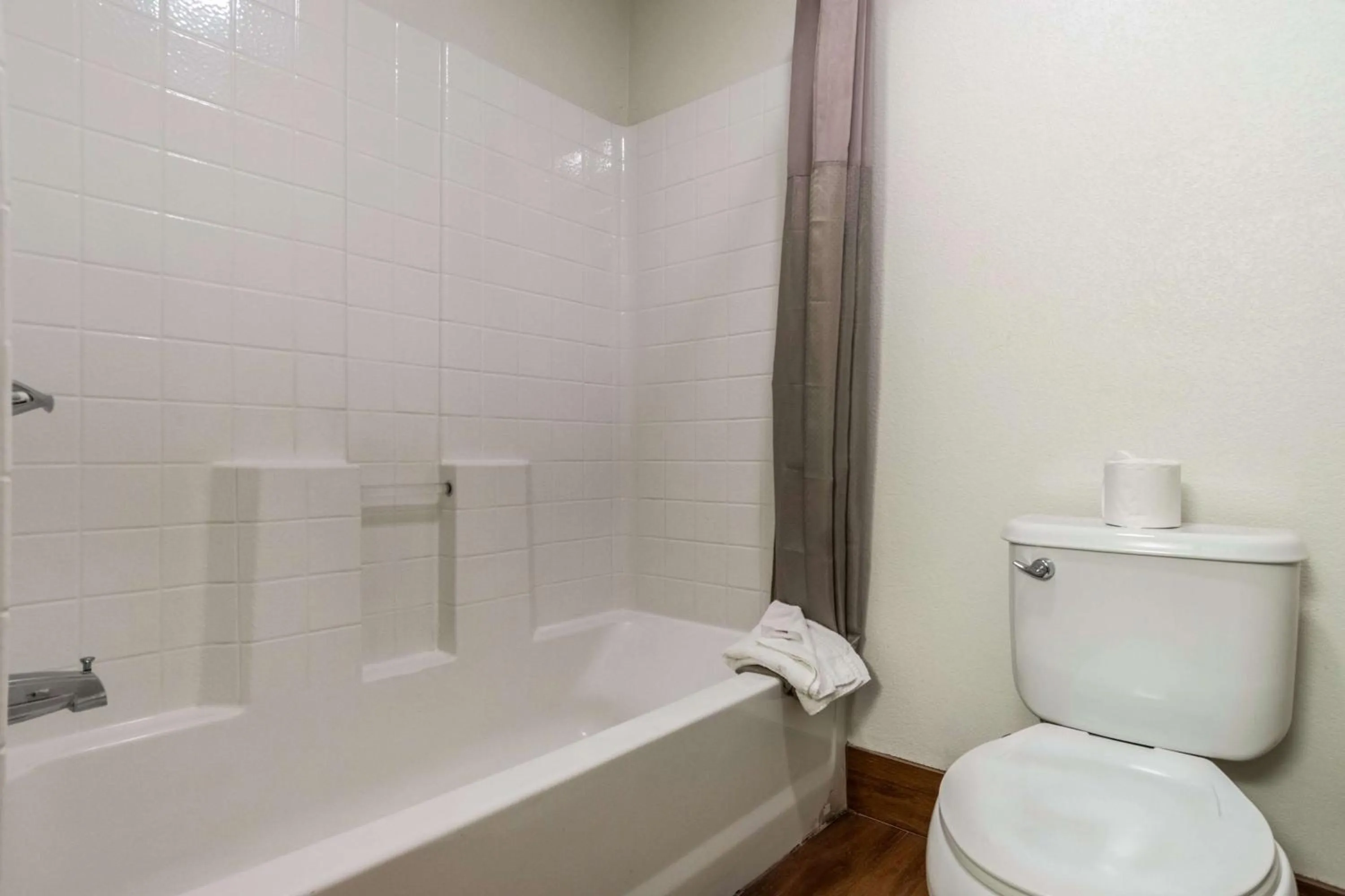 Shower in Motel 6-Redlands, CA