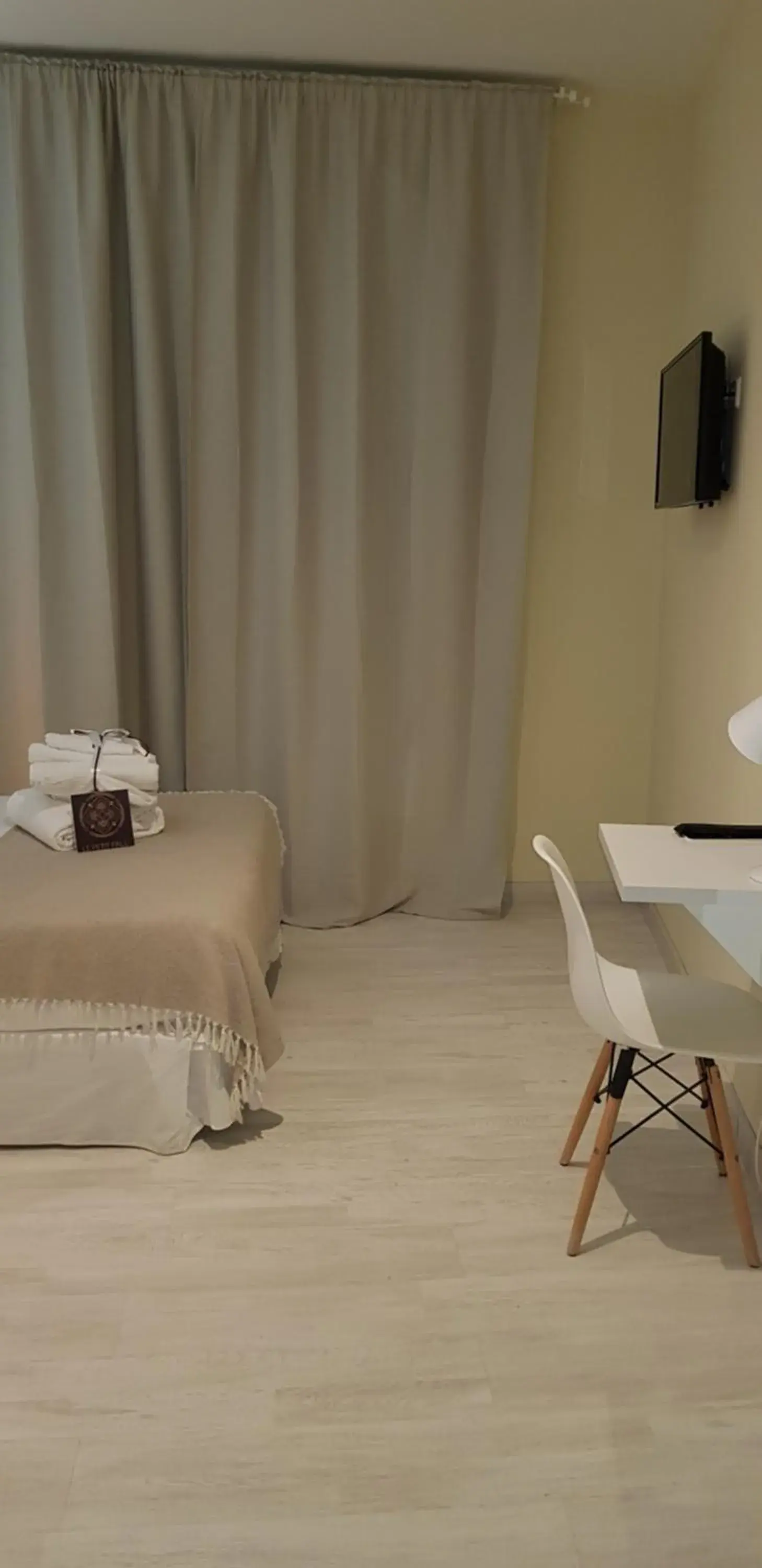 Double Room with Balcony in Le Petit Palü-Fuencarral Double Room with Balcony in Le Petit Palü-Fuencarral