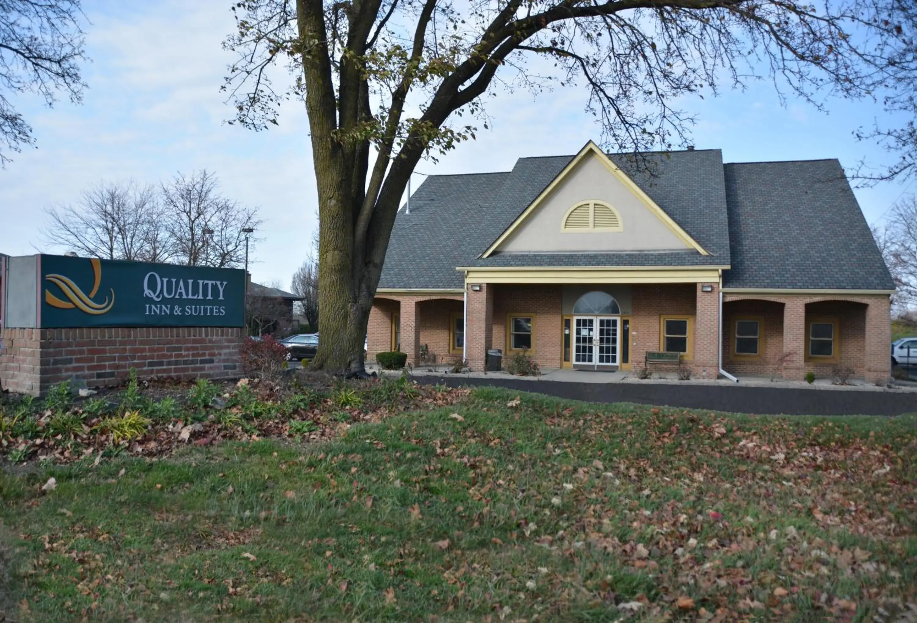 Property Building in Quality Inn & Suites