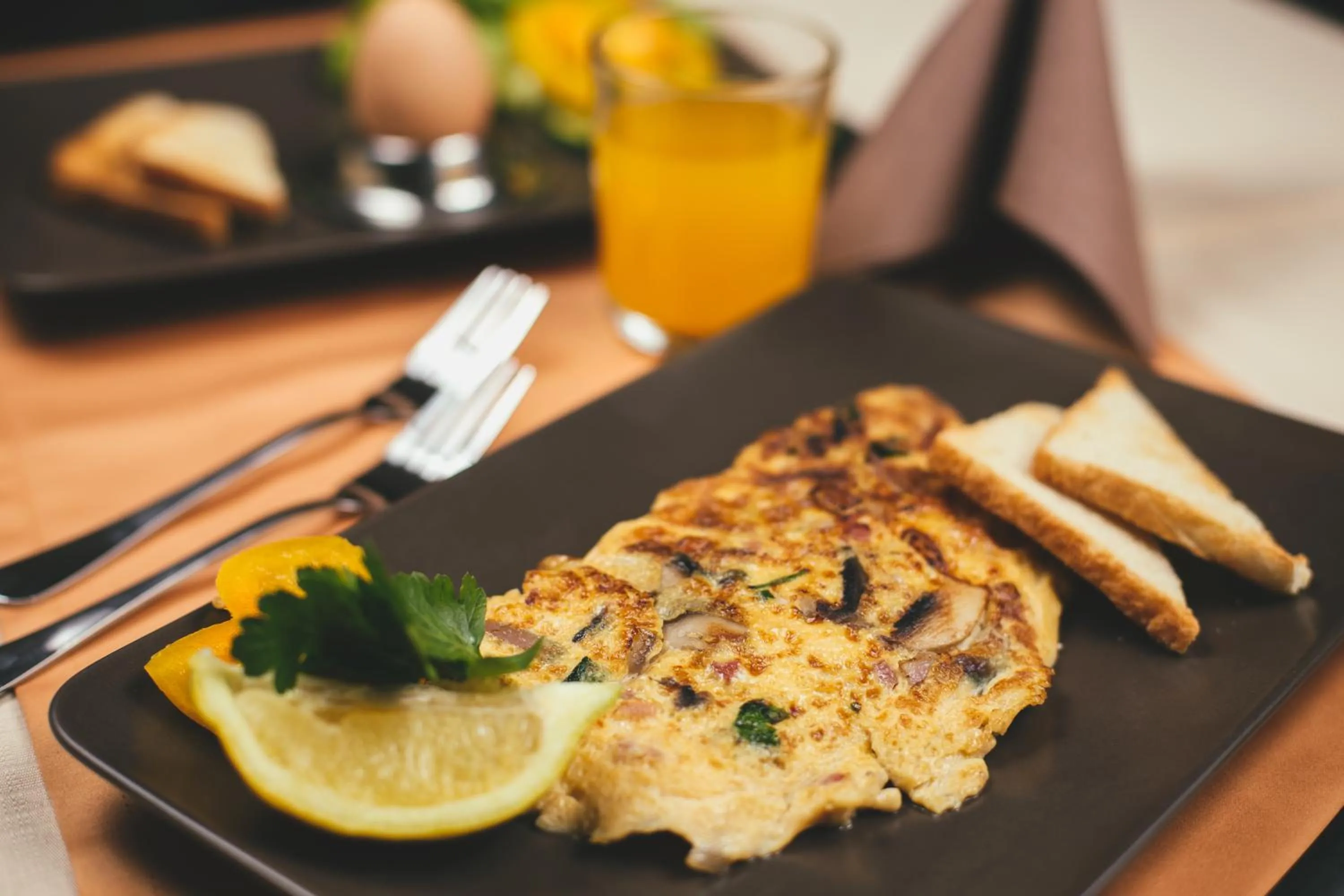 Buffet breakfast in Centrooms House