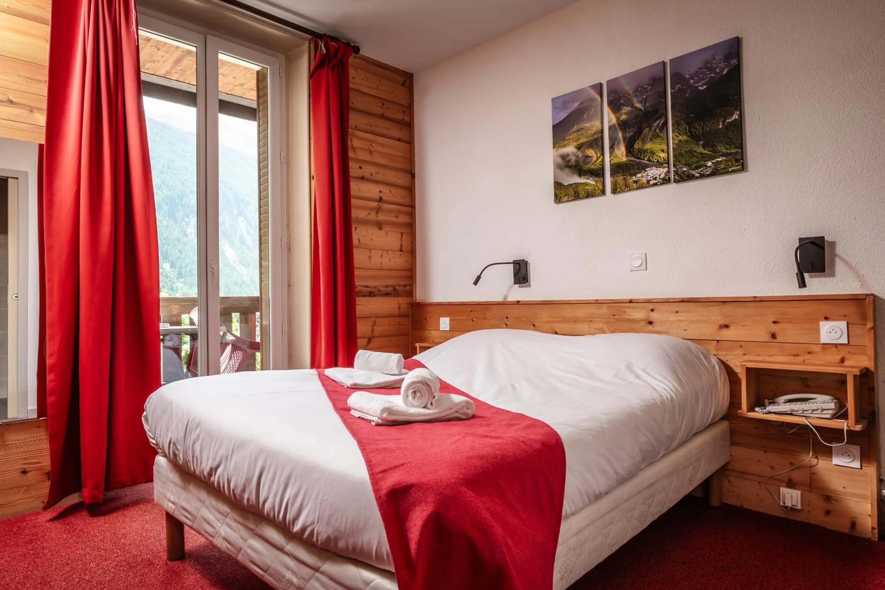 Bedroom, Bed in Hotel Castillan