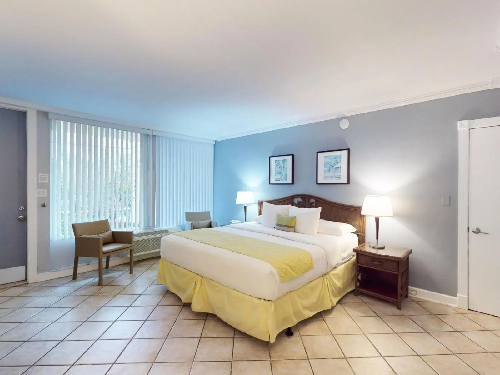 Bed in The Grand Resort and Spa & Worthington All Male