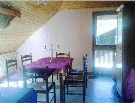 Dining area in Hotel Restaurant Home Des Hautes Vosges
